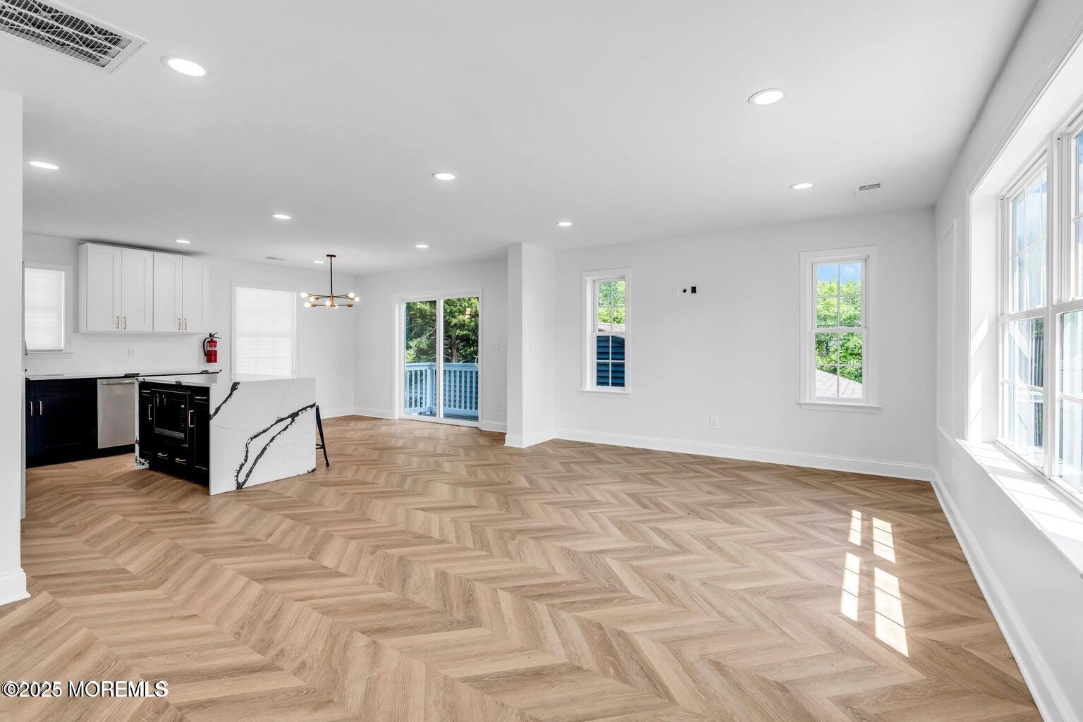Brick, New Jersey, 08723, United States, 4 Bedrooms Bedrooms, ,2 BathroomsBathrooms,Residential,For Sale,1900607