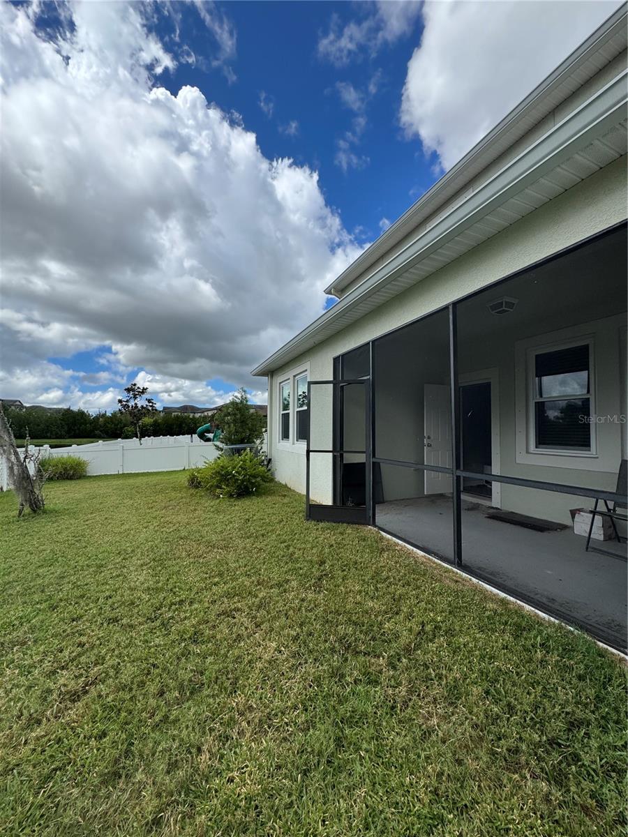 New Port Richey, Florida, 34655, United States, 5 Bedrooms Bedrooms, ,4 BathroomsBathrooms,Residential,For Sale,1979435