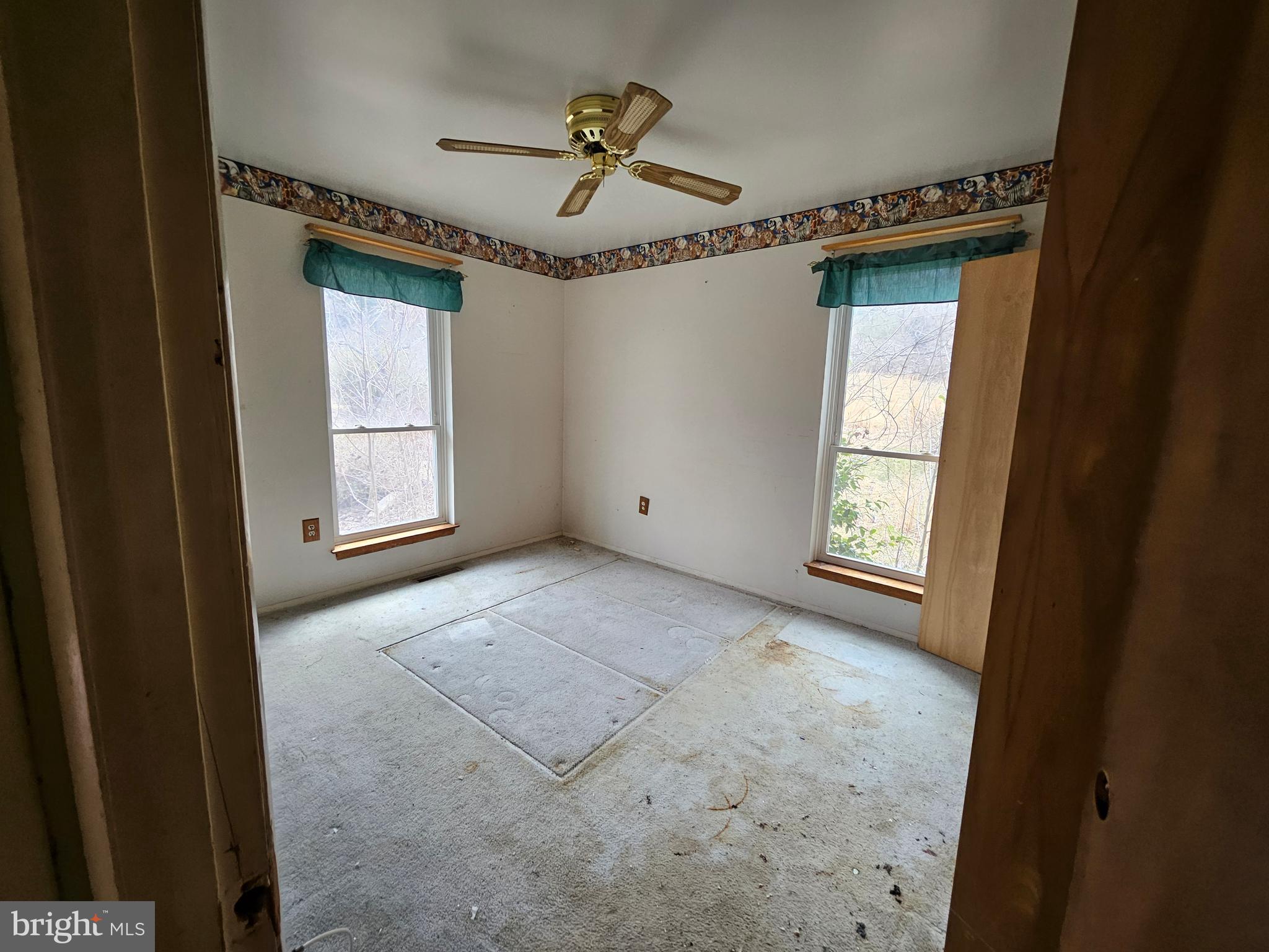 Millersville, Maryland, 21108, United States, 5 Bedrooms Bedrooms, ,3 BathroomsBathrooms,Residential,For Sale,1881579