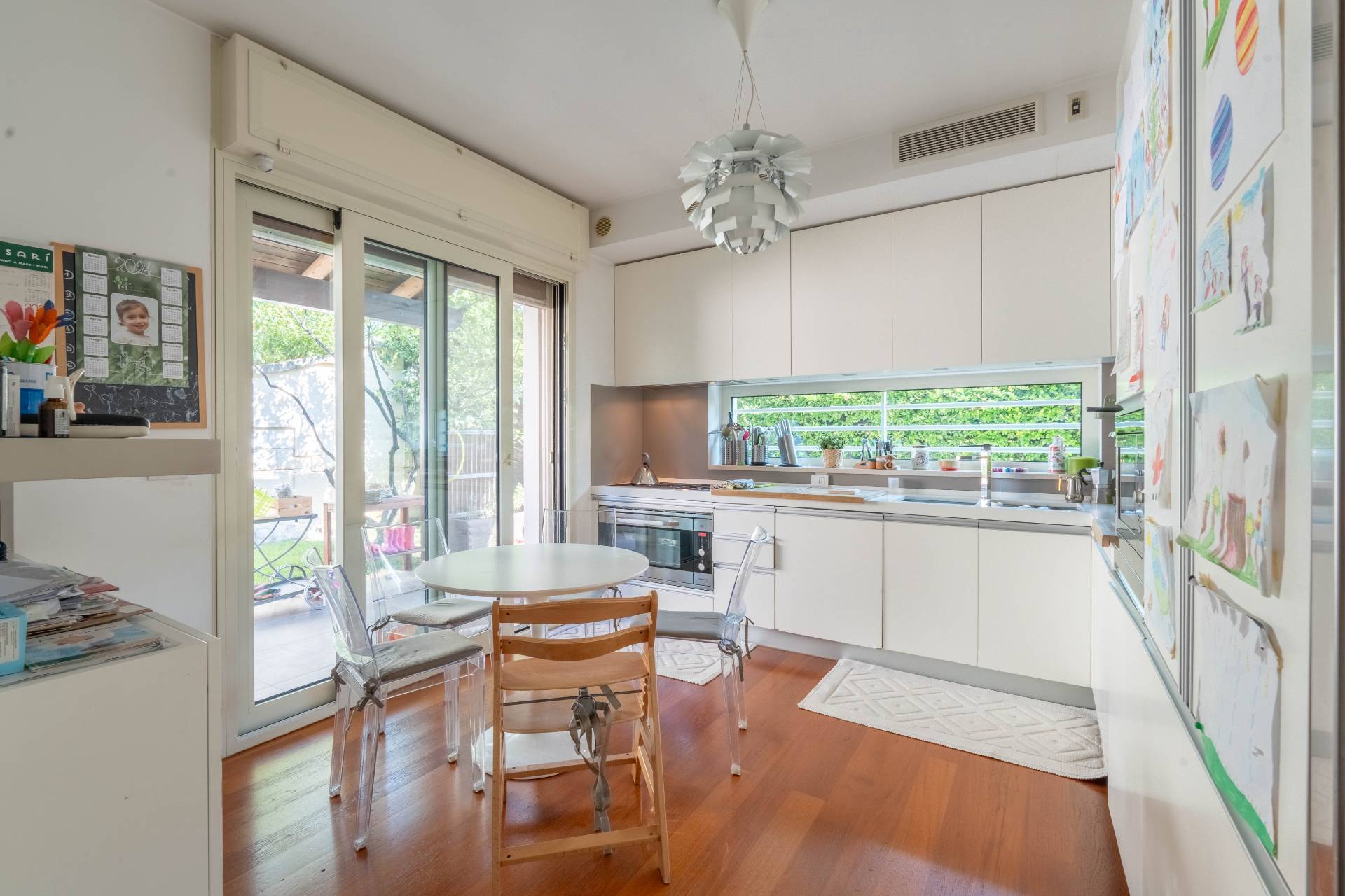 Corso Alcide De Gasperi, Bari, Bari, 70100, IT, 3 Bedrooms Bedrooms, ,4 BathroomsBathrooms,Residential,For Sale,Corso Alcide De Gasperi,1628155