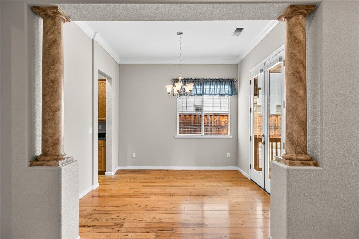 Oakdale, California, 95361, United States, 3 Bedrooms Bedrooms, ,2 BathroomsBathrooms,Residential,For Sale,2005405