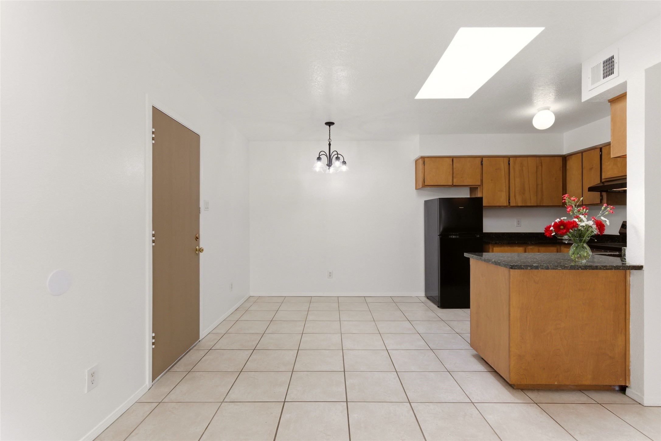  1448 Clark Road - 物件實景