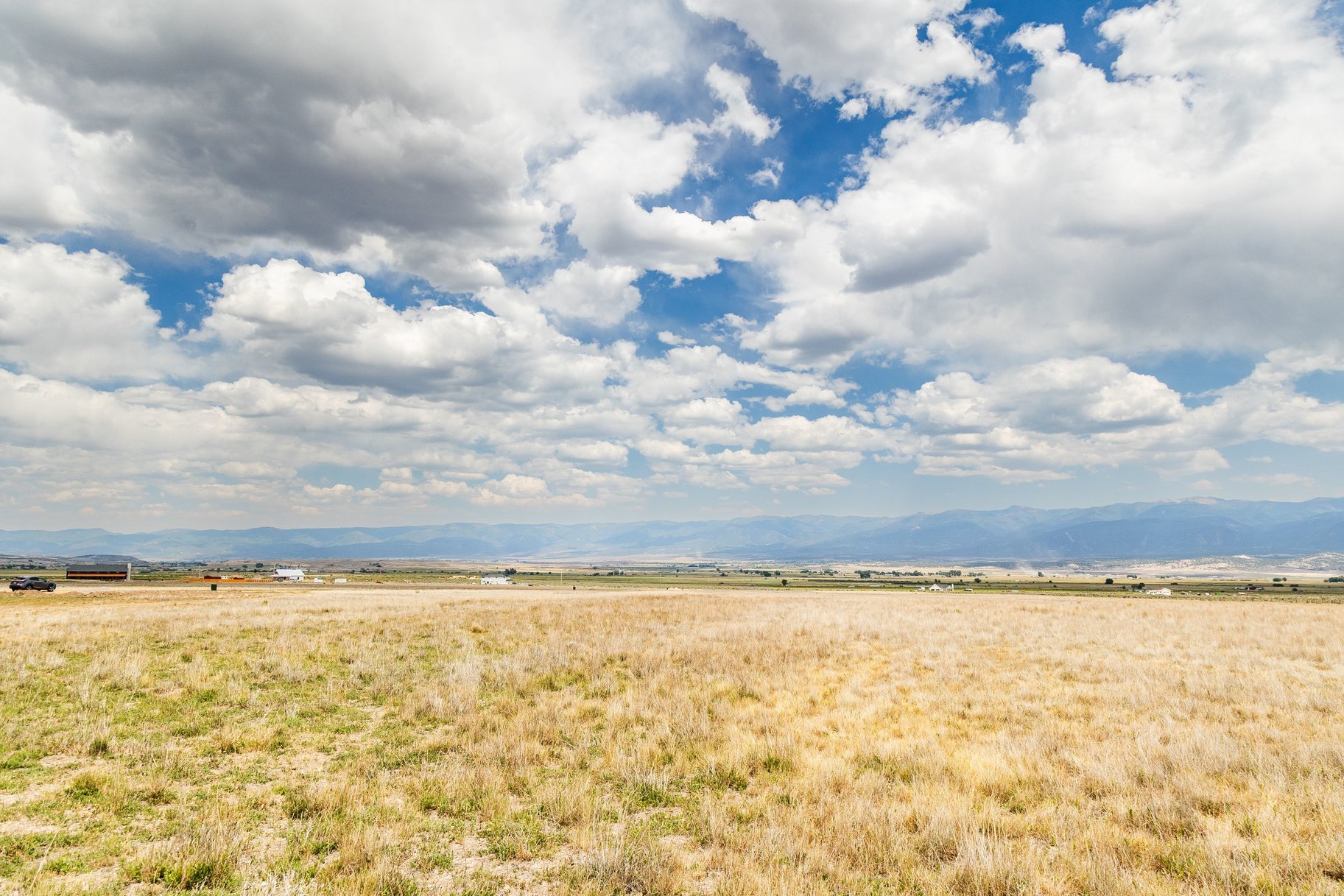  8.5-Acre Lots, No HOA, Stunning Horseshoe Mountain Views - 物件實景