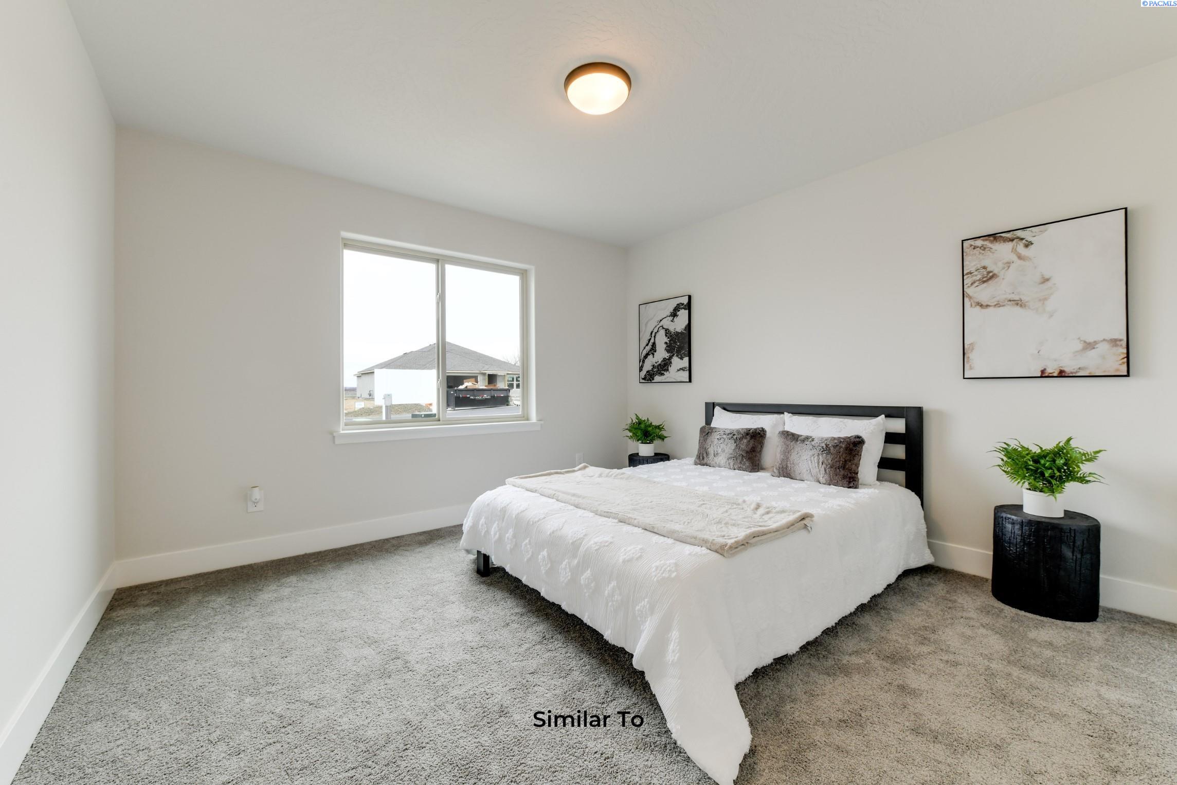 Kennewick, Washington, 99338, United States, 4 Bedrooms Bedrooms, ,1 BathroomBathrooms,Residential,For Sale,1874626