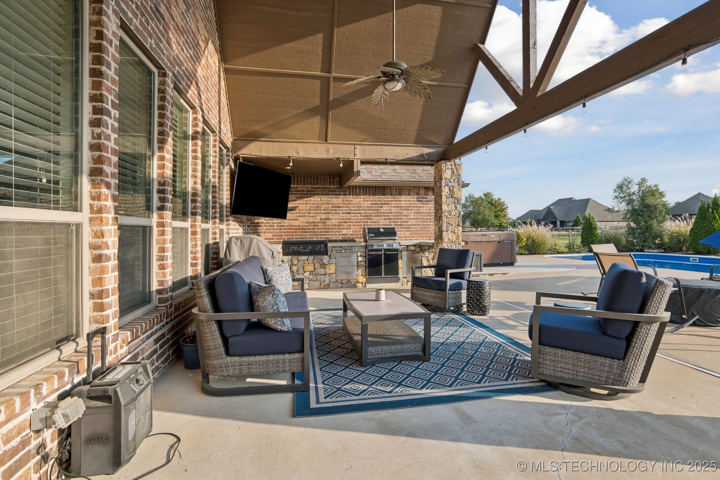 Owasso, Oklahoma, 74055, United States, 4 Bedrooms Bedrooms, ,4 BathroomsBathrooms,Residential,For Sale,1962662