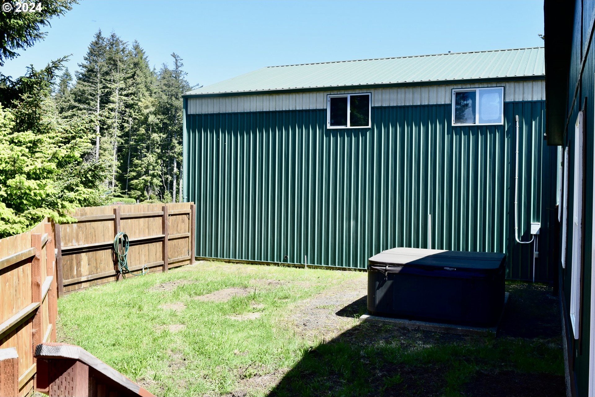 Gold Beach, Oregon, 97444, United States, 3 Bedrooms Bedrooms, ,3 BathroomsBathrooms,Residential,For Sale,1975085