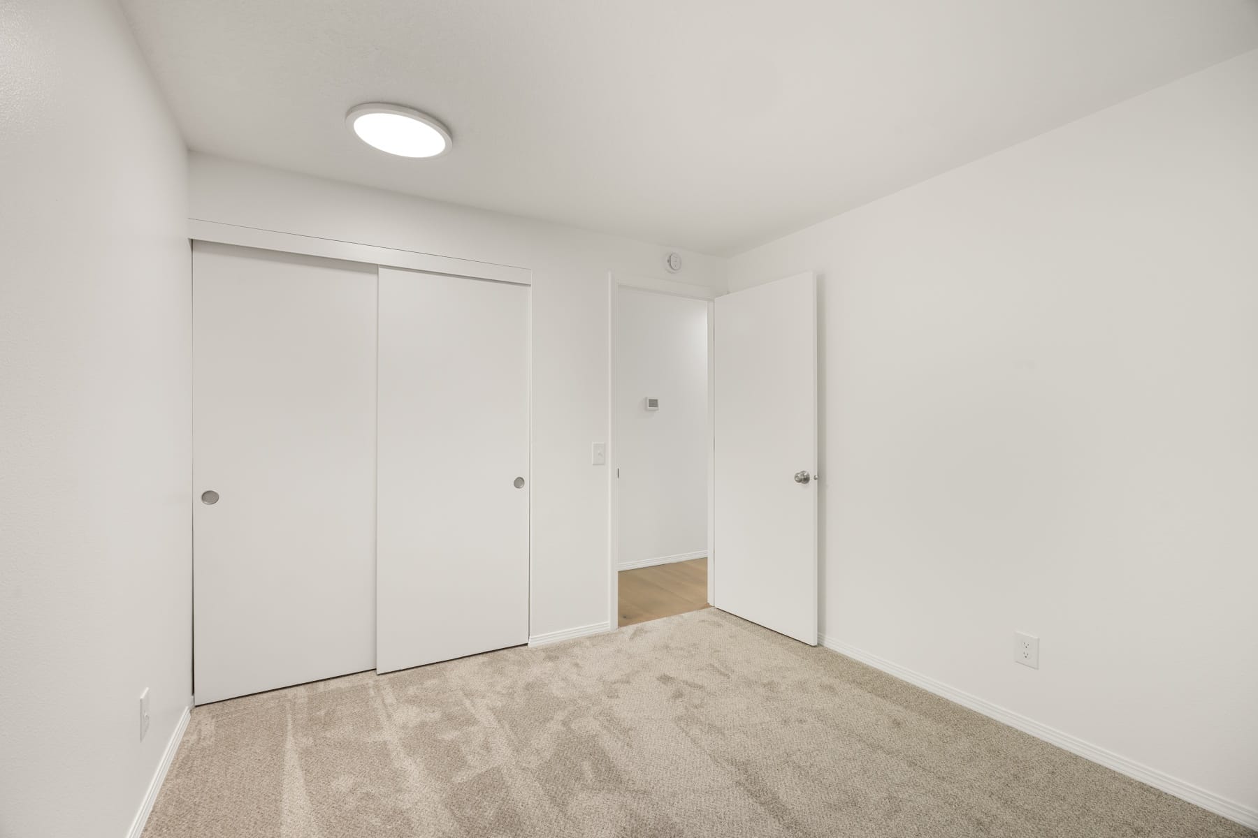  5834 SW 59TH CT Portland, OR 97221 - 物件實景