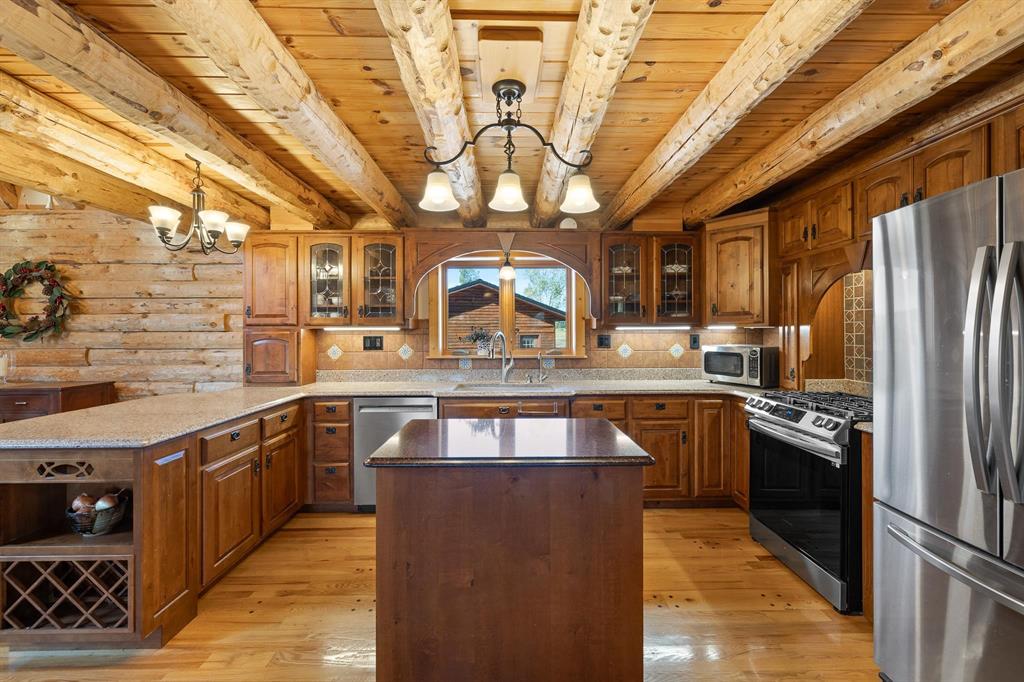 Hot Springs, South Dakota, 57747, United States, 3 Bedrooms Bedrooms, ,2 BathroomsBathrooms,Residential,For Sale,1984006