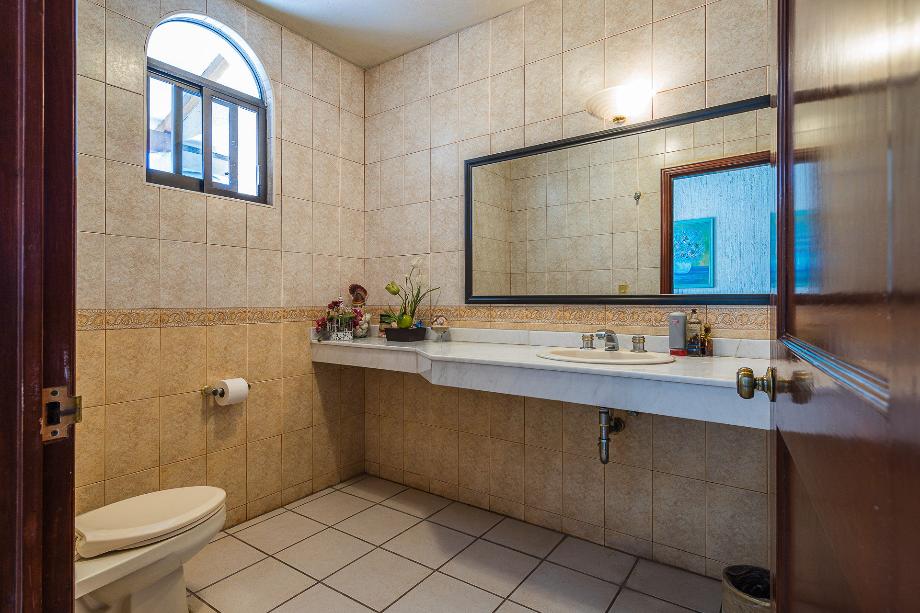 Nogal, Querétaro, Querétaro, 76140, Mexico, 3 Bedrooms Bedrooms, ,2 BathroomsBathrooms,Residential,For Sale,Nogal,1610083