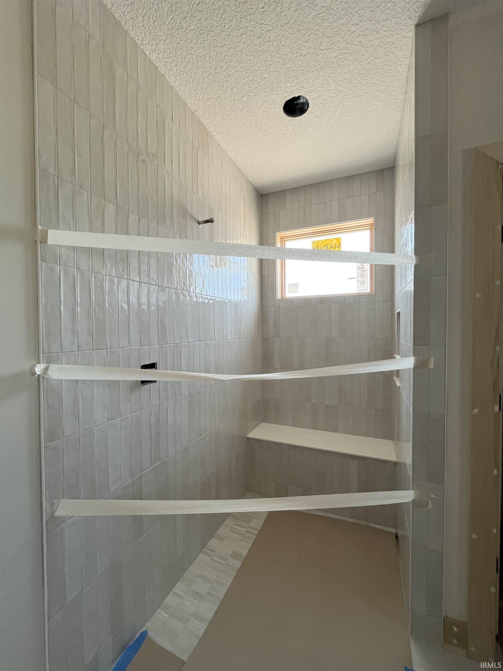 Fort Wayne, Indiana, 46835, United States, 3 Bedrooms Bedrooms, ,2 BathroomsBathrooms,Residential,For Sale,1937897