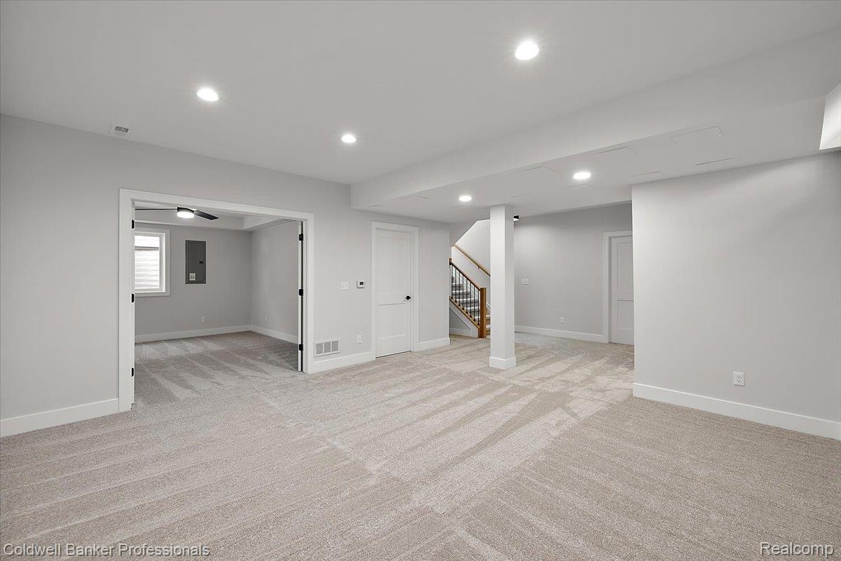 Plymouth, Michigan, 48170, United States, 4 Bedrooms Bedrooms, ,4 BathroomsBathrooms,Residential,For Sale,1986255