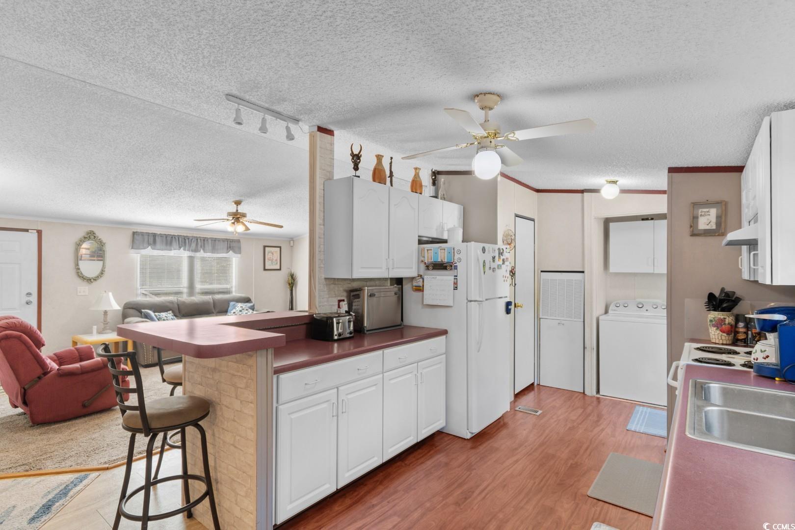 Conway, South Carolina, 29526, United States, 3 Bedrooms Bedrooms, ,2 BathroomsBathrooms,Residential,For Sale,1987051