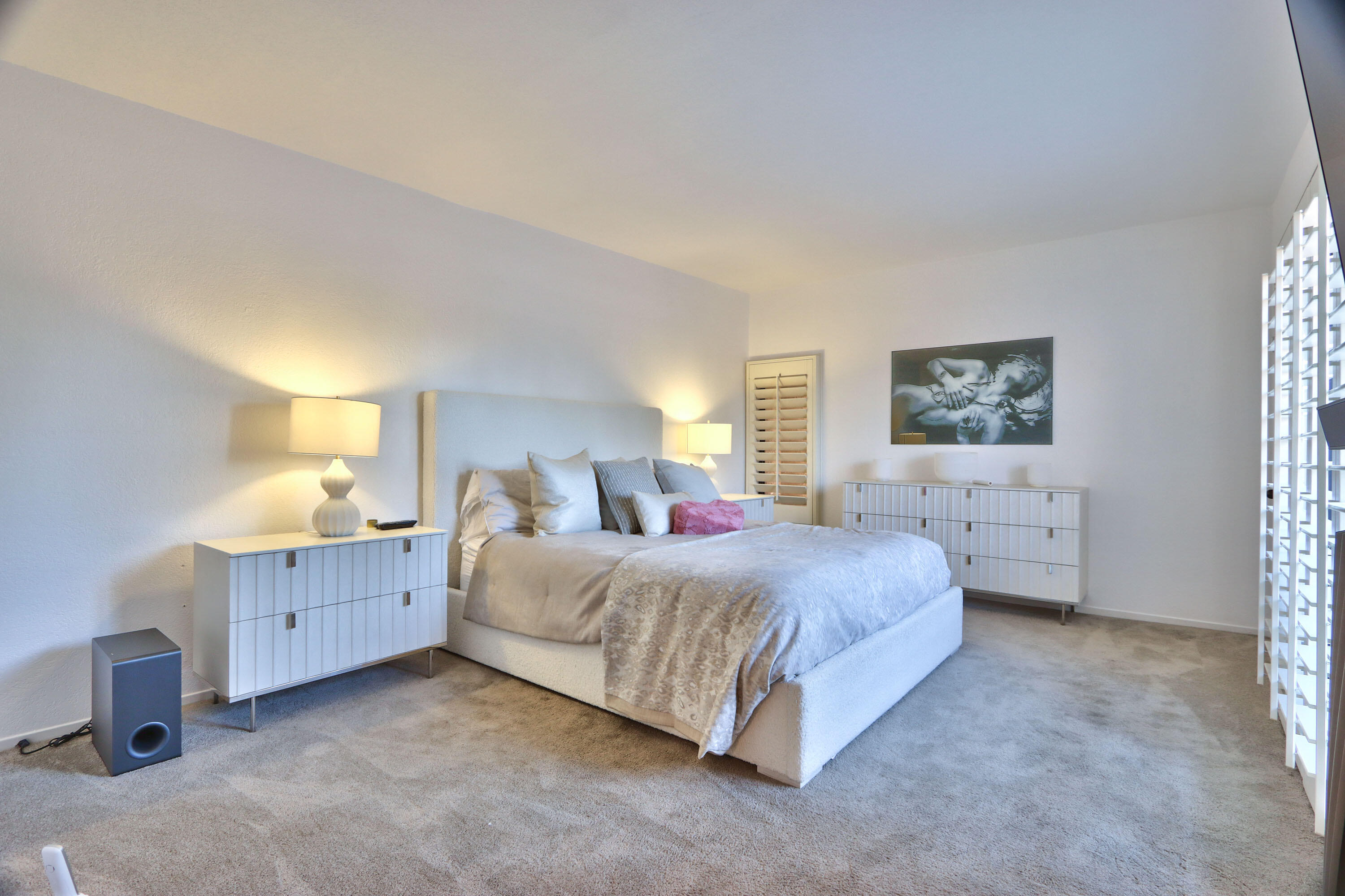 Palm Desert, California, 92260, United States, 2 Bedrooms Bedrooms, ,2 BathroomsBathrooms,Residential,For Sale,1956023