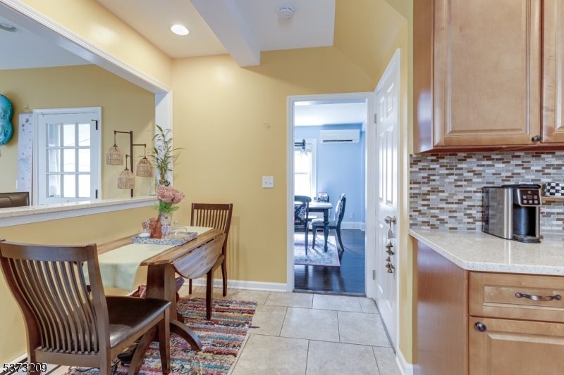 Scotch Plains Twp., New Jersey, 07076, United States, 4 Bedrooms Bedrooms, ,2 BathroomsBathrooms,Residential,For Sale,1900897