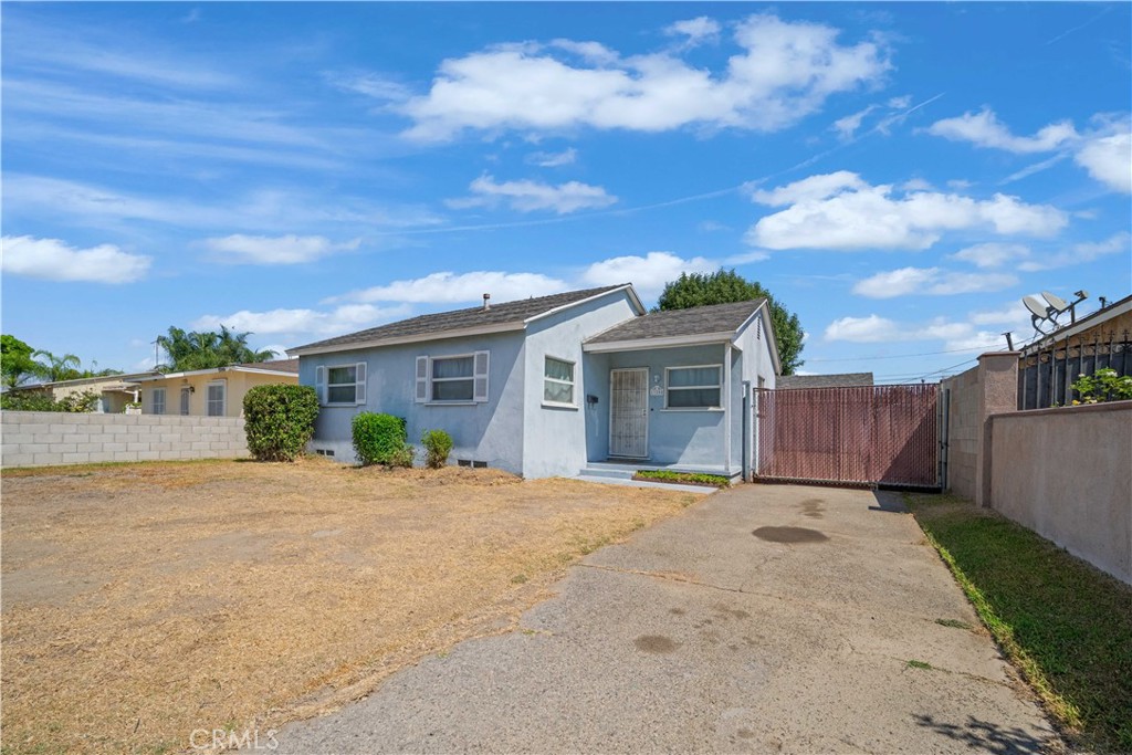 Baldwin Park, California, 91706, United States, 2 Bedrooms Bedrooms, ,1 BathroomBathrooms,Residential,For Sale,1940900