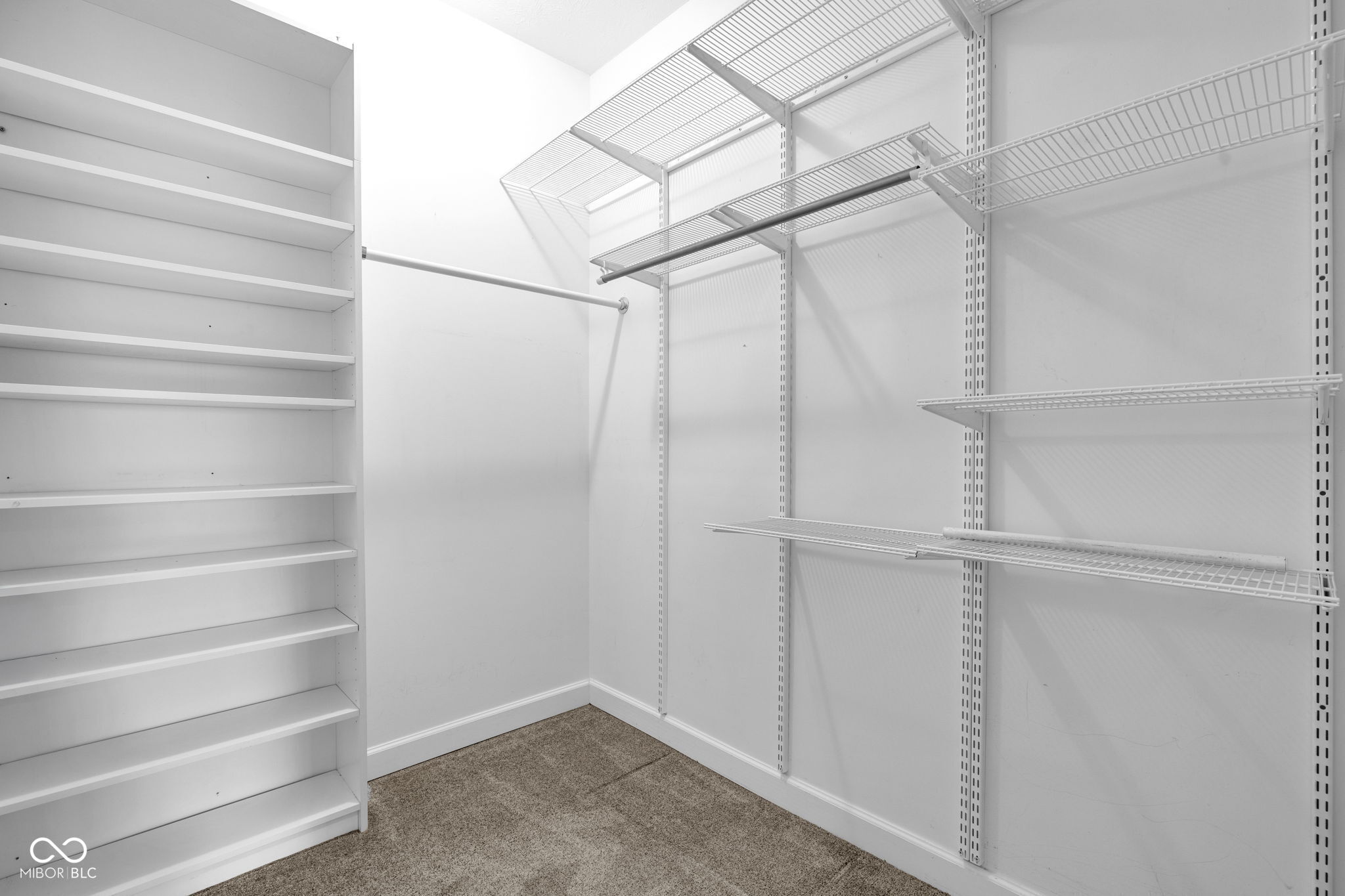 Indianapolis, Indiana, 46203, United States, ,Residential,For Sale,2010701