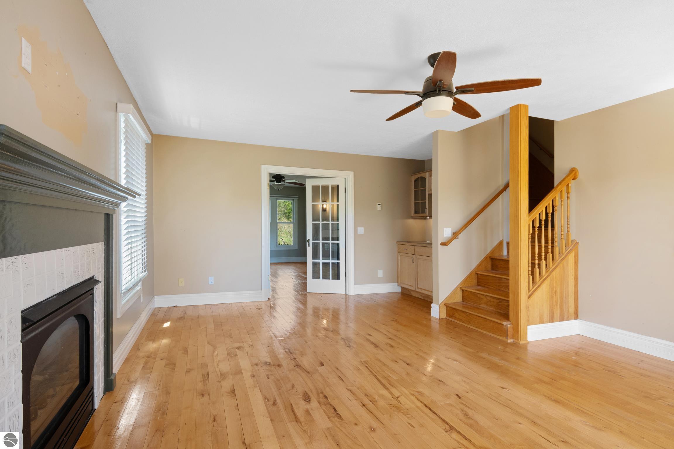 Traverse City, Michigan, 49686, United States, 4 Bedrooms Bedrooms, ,2 BathroomsBathrooms,Residential,For Sale,1914365