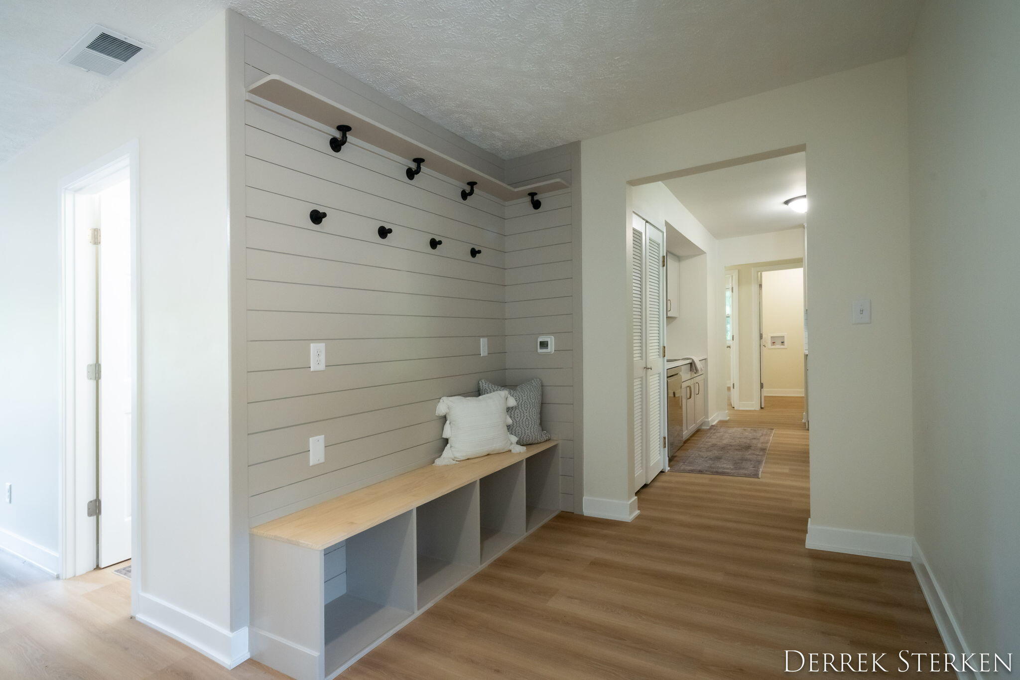 Saugatuck, Michigan, 49453, United States, 3 Bedrooms Bedrooms, ,2 BathroomsBathrooms,Residential,For Sale,1970300