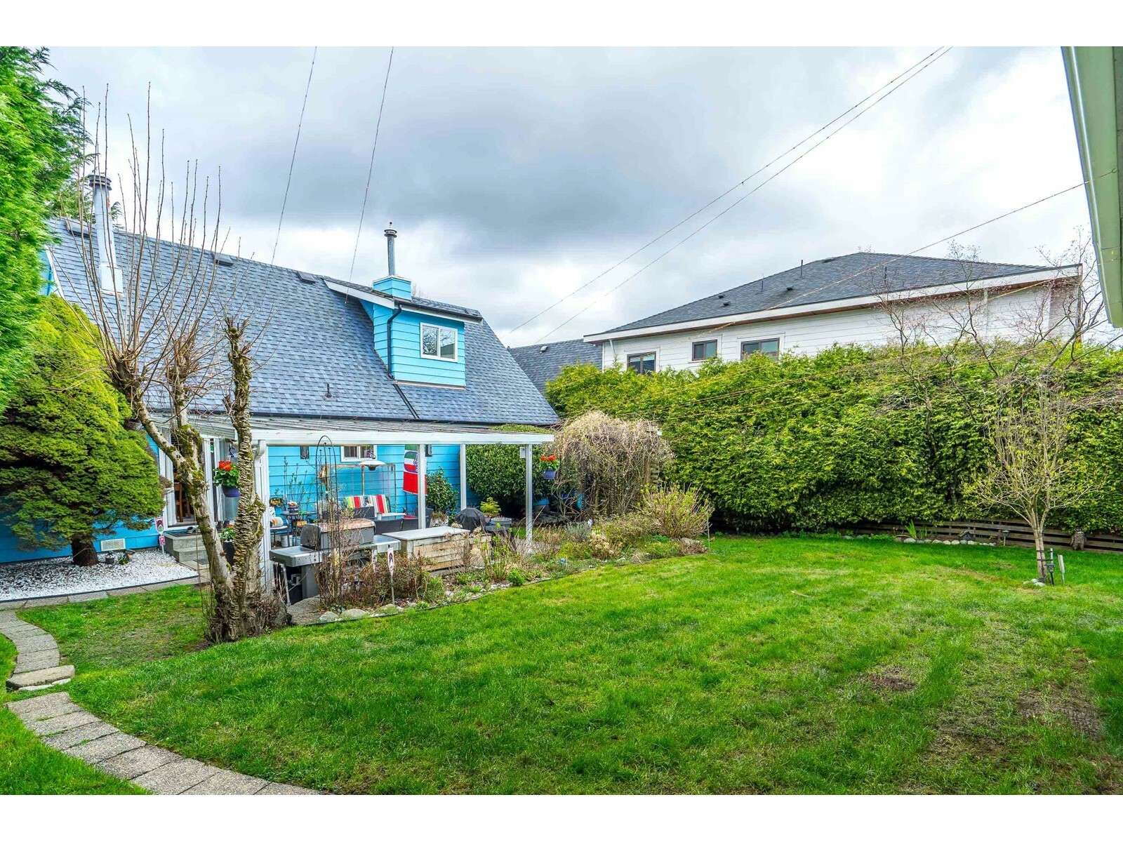 SURREY, British Columbia, V4A 5N3, CA, 3 Bedrooms Bedrooms, ,2 BathroomsBathrooms,Residential,For Sale,1838799