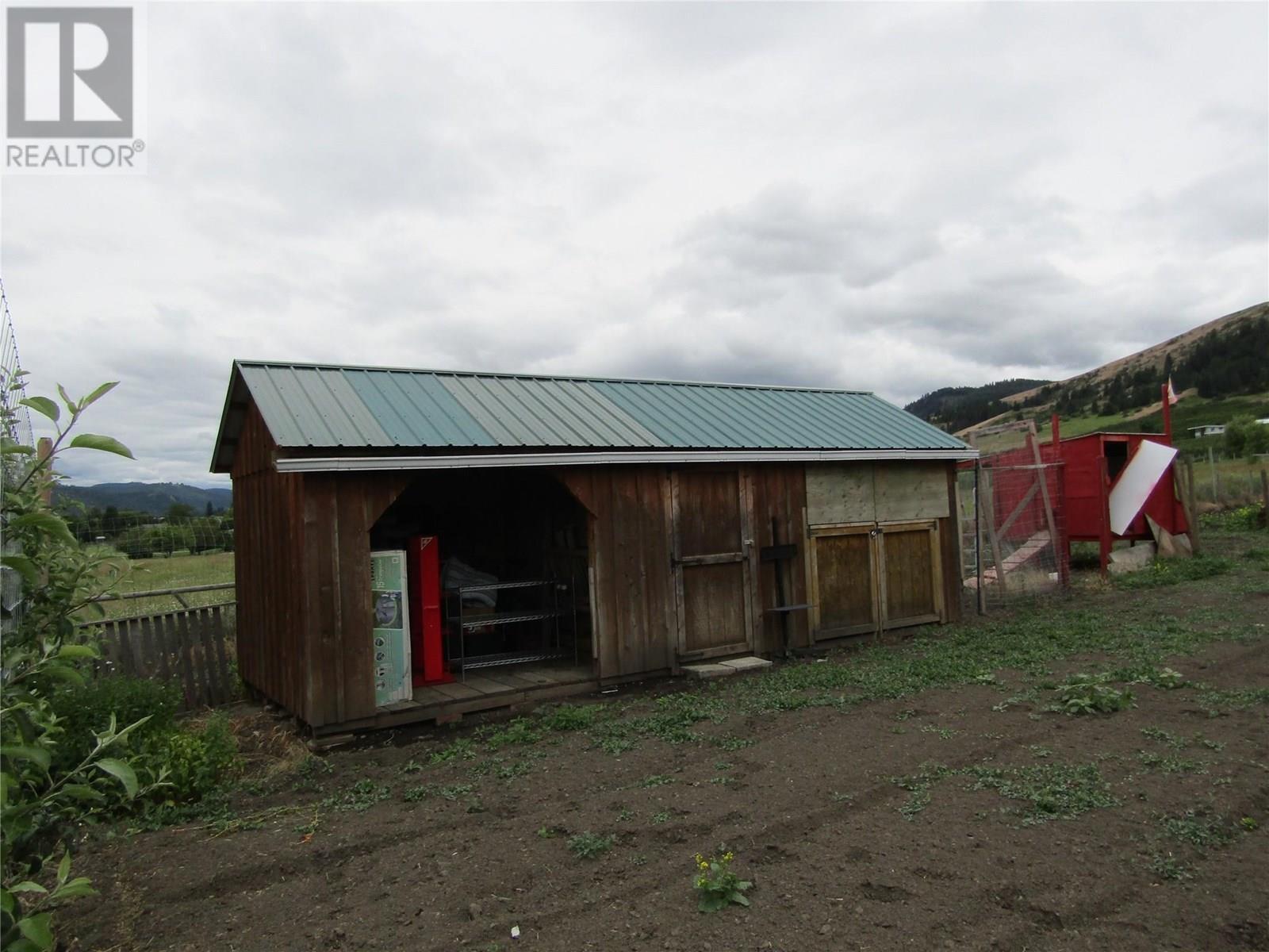 GRAND FORKS, British Columbia, V0H 1H5, CA, 6 Bedrooms Bedrooms, ,3 BathroomsBathrooms,Residential,For Sale,1947693