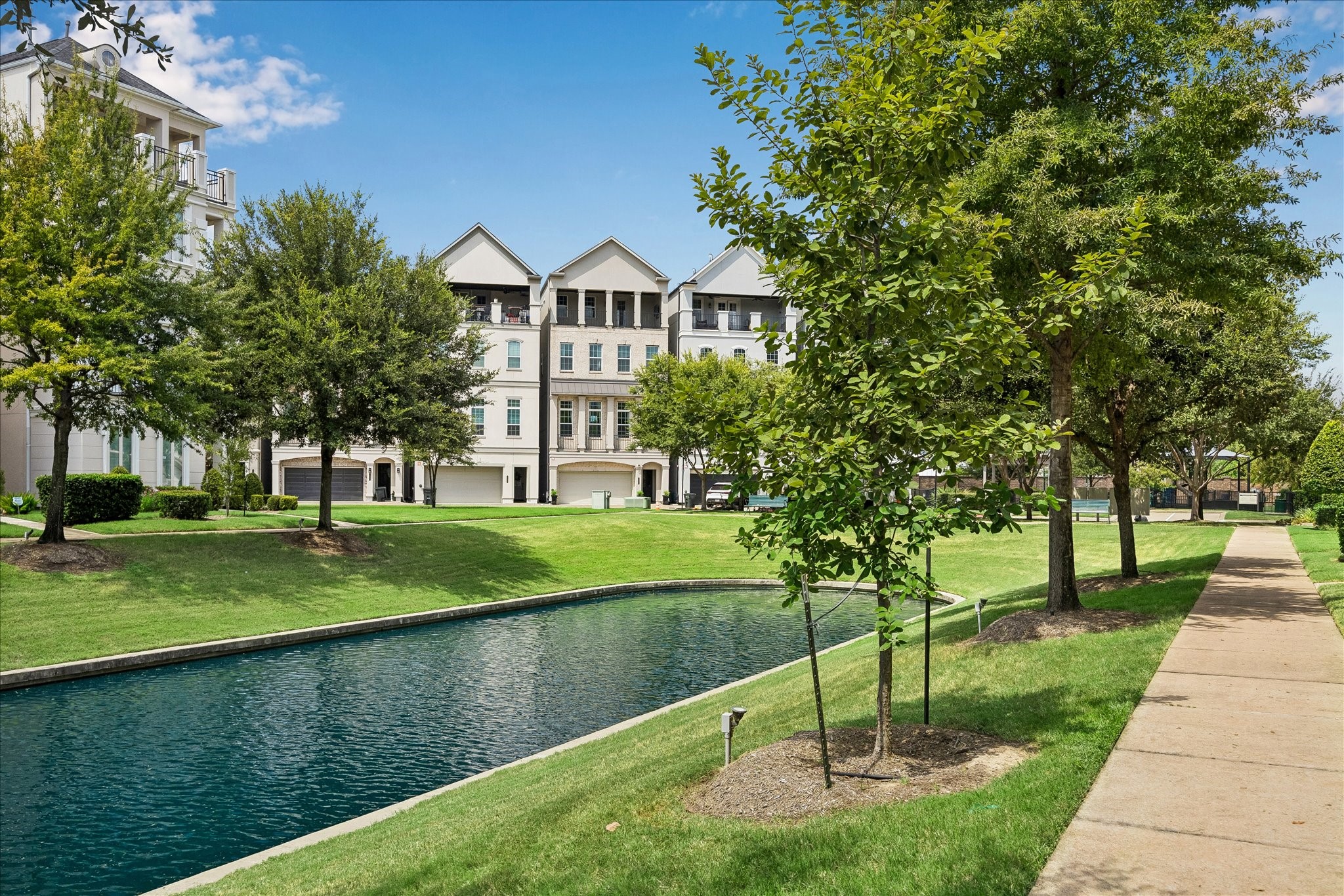  3606 Somerset York Lane - 物件實景