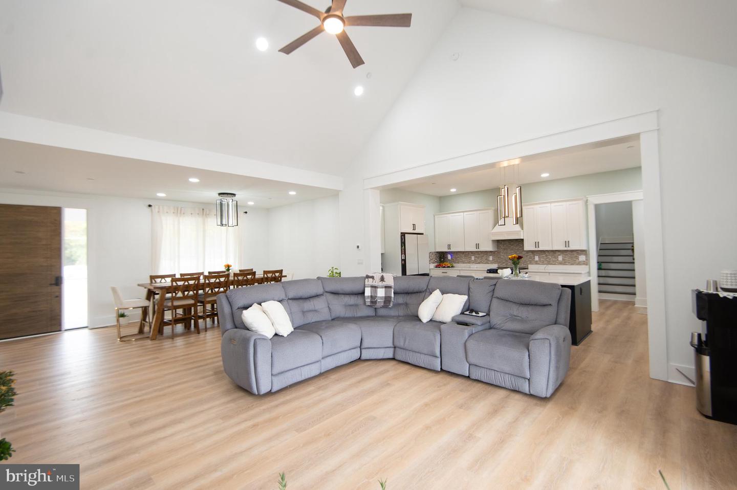 Delmar, Maryland, 21875, United States, 4 Bedrooms Bedrooms, ,4 BathroomsBathrooms,Residential,For Sale,1992058