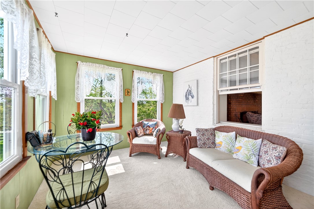 Scenery Hill, Pennsylvania, 15360, United States, 4 Bedrooms Bedrooms, ,2 BathroomsBathrooms,Residential,For Sale,2044071