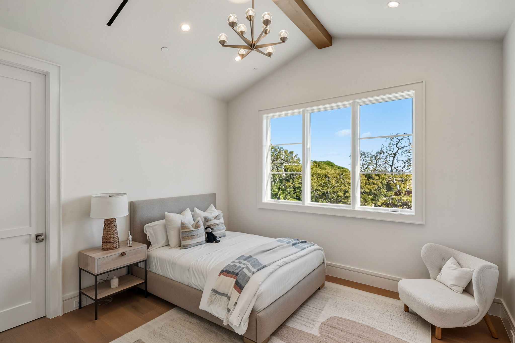  1675 San Remo Dr - 物件實景