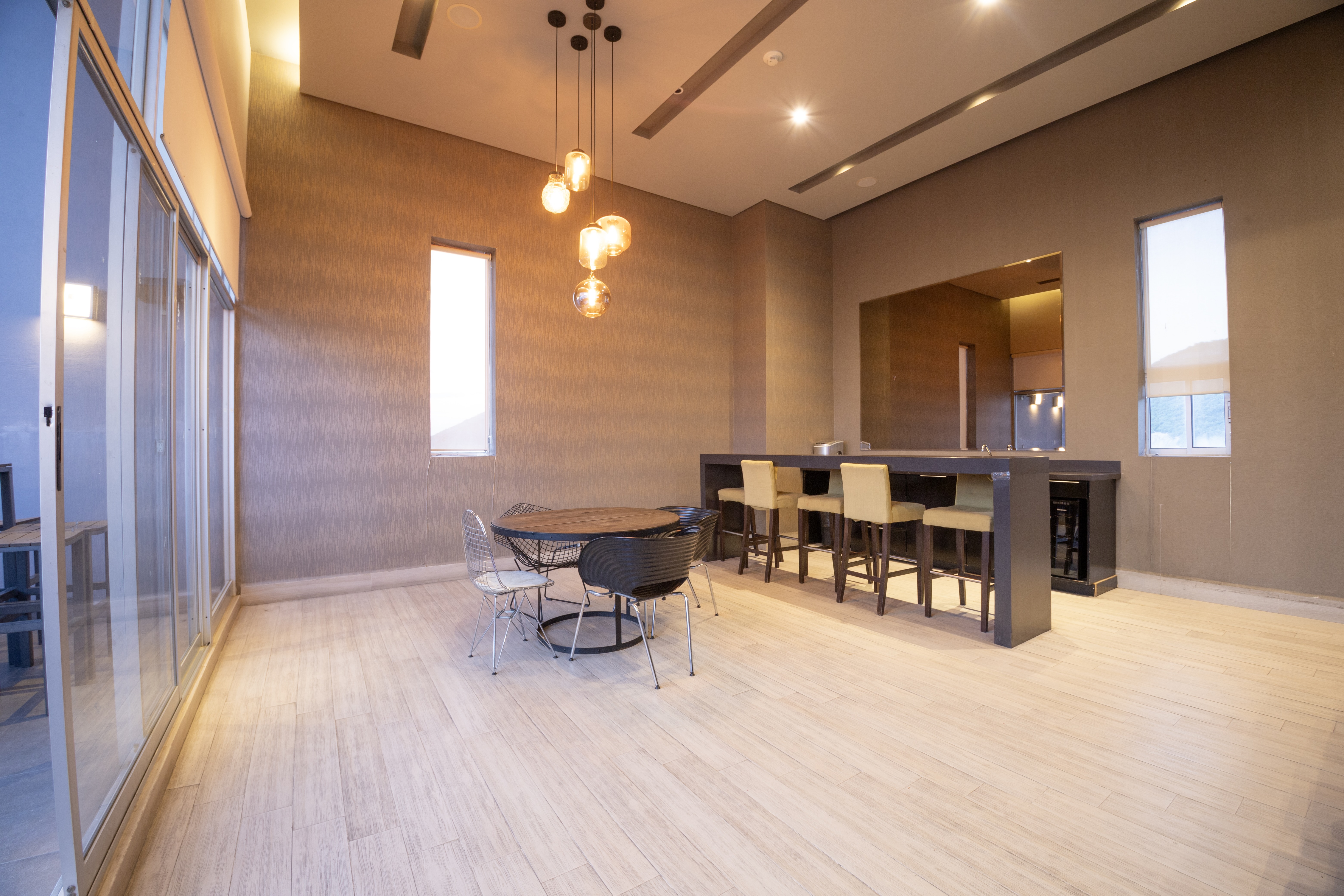  Spacious Terrace Apartment with Mountain Views - 物件實景