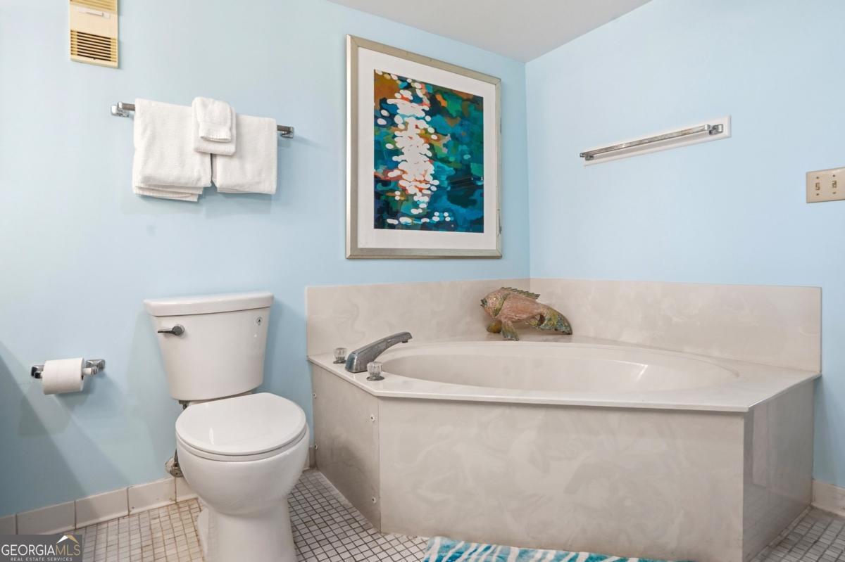 St. Simons, Georgia, 31522, United States, 2 Bedrooms Bedrooms, ,2 BathroomsBathrooms,Residential,For Sale,1991372