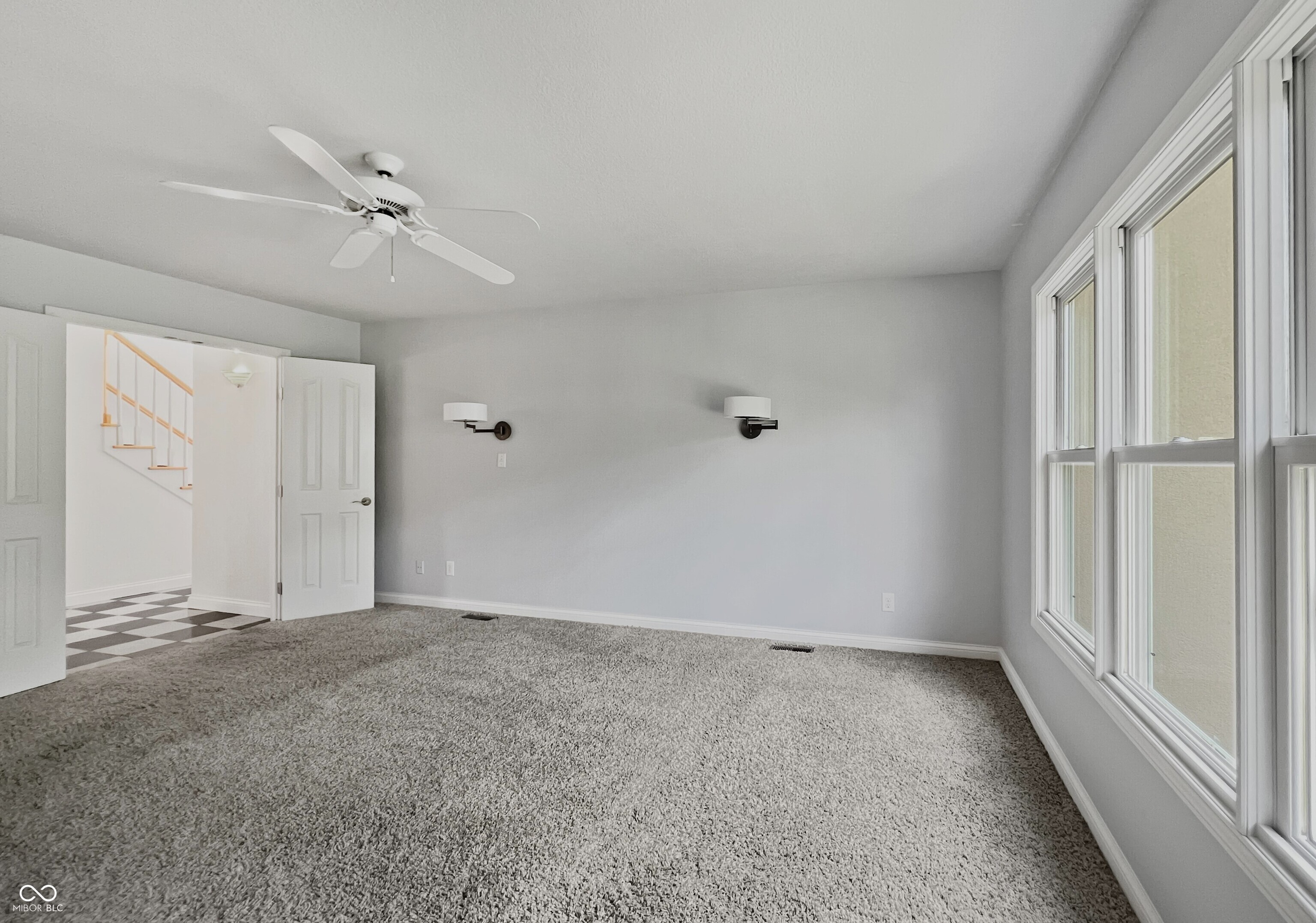 Columbus, Indiana, 47201, United States, 5 Bedrooms Bedrooms, ,6 BathroomsBathrooms,Residential,For Sale,1979621