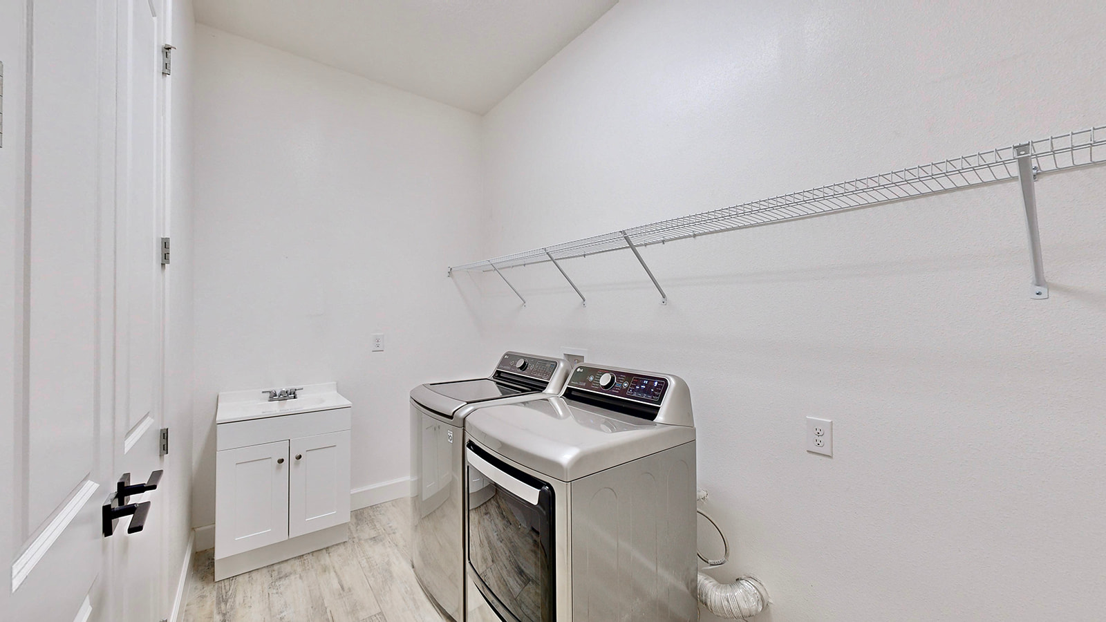 Apollo Beach, Florida, 33572, United States, 4 Bedrooms Bedrooms, ,4 BathroomsBathrooms,Residential,For Sale,1876740