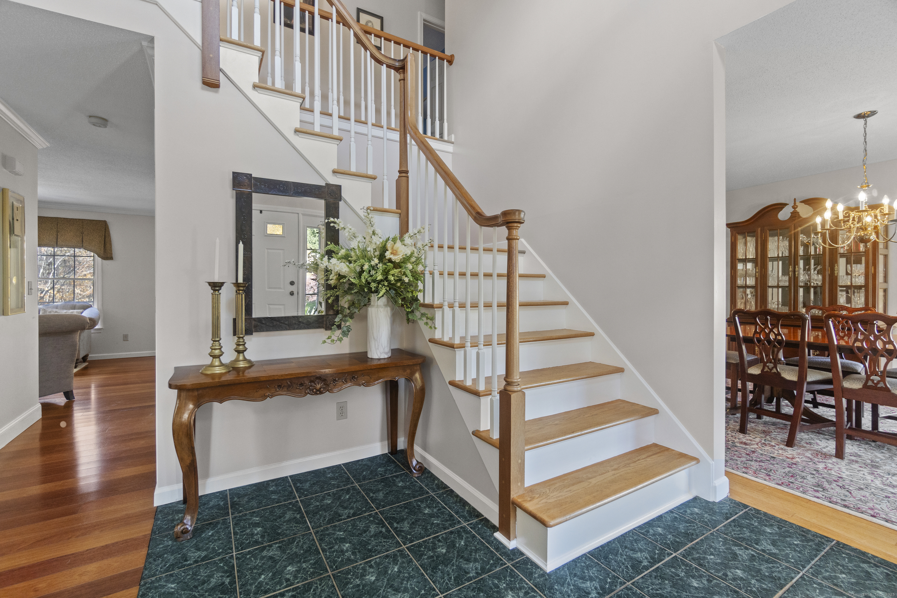 Salem, Connecticut, 06420, United States, 4 Bedrooms Bedrooms, ,3 BathroomsBathrooms,Residential,For Sale,1986048