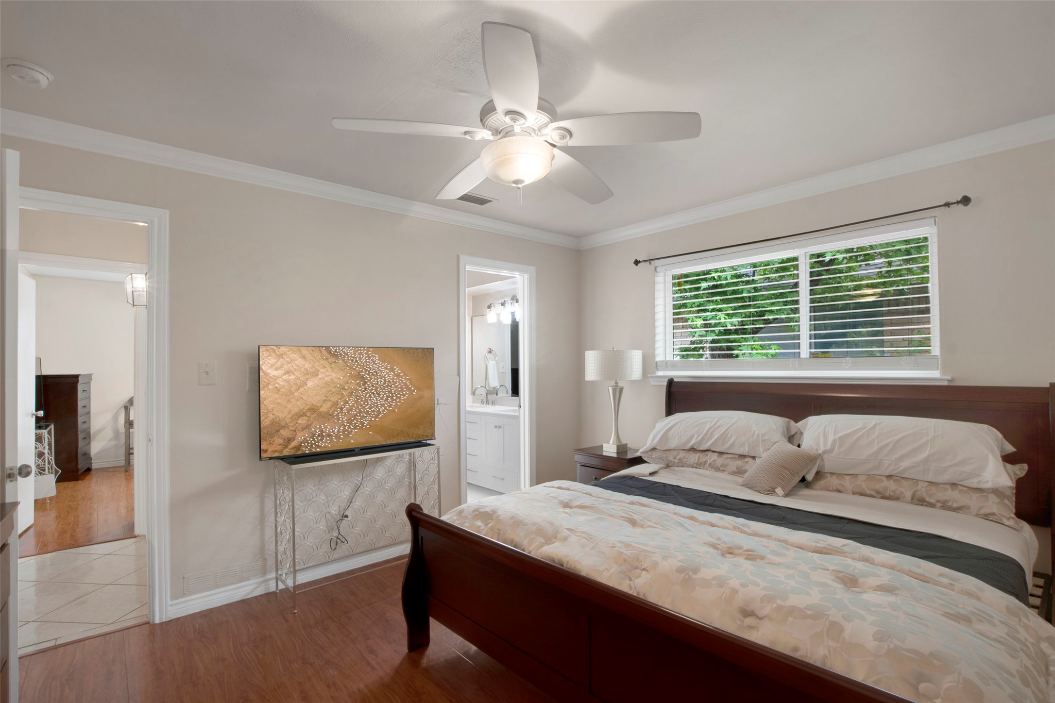 Dallas, Texas, 75243, United States, 5 Bedrooms Bedrooms, ,3 BathroomsBathrooms,Residential,For Sale,1847353