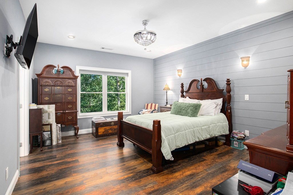 Blue Ridge, Georgia, 30513, United States, 4 Bedrooms Bedrooms, ,3 BathroomsBathrooms,Residential,For Sale,1919081