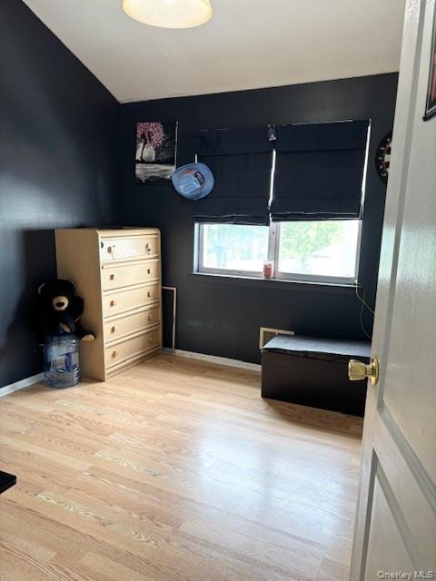 Staten Island, New York, 10309, United States, 3 Bedrooms Bedrooms, ,2 BathroomsBathrooms,Residential,For Sale,1918463