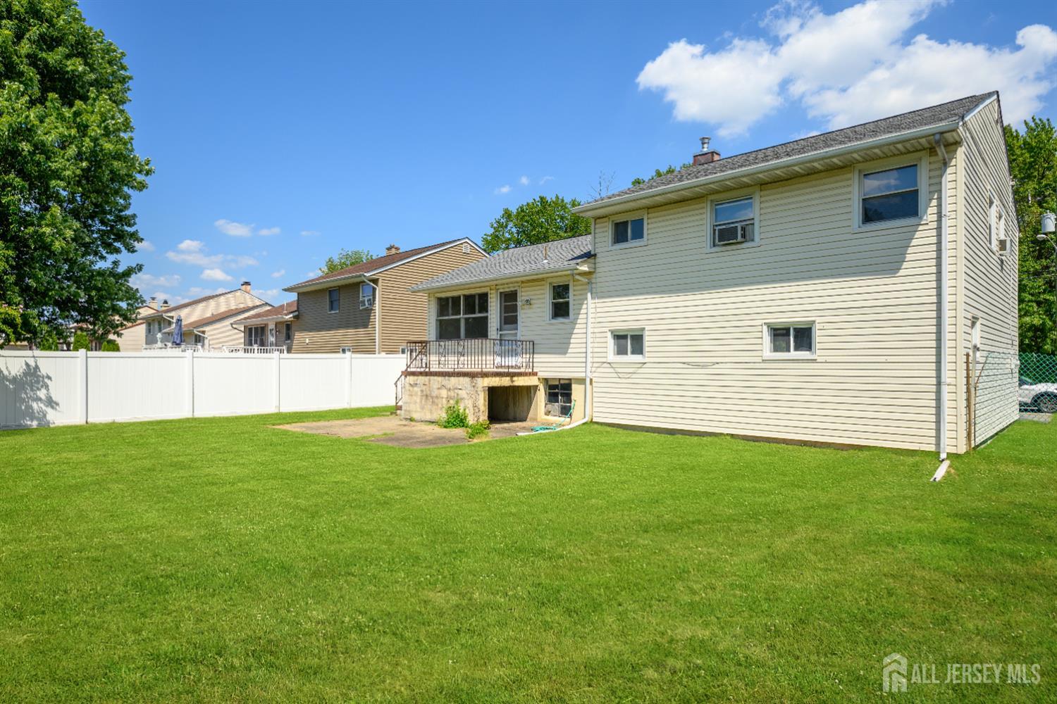Colonia, New Jersey, 07067, United States, 4 Bedrooms Bedrooms, ,2 BathroomsBathrooms,Residential,For Sale,1961798