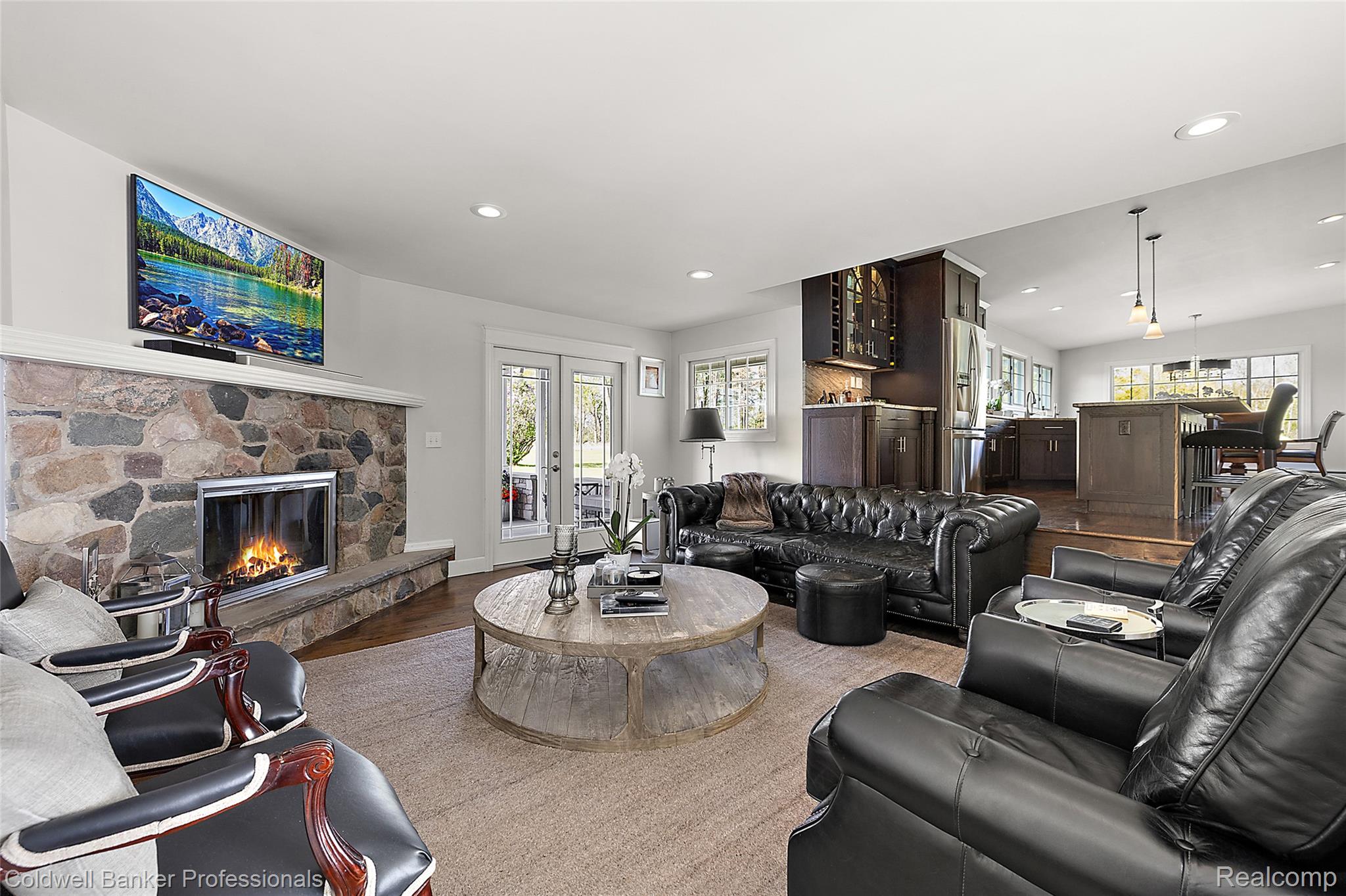 Lapeer, Michigan, 48446, United States, 3 Bedrooms Bedrooms, ,3 BathroomsBathrooms,Residential,For Sale,1907638
