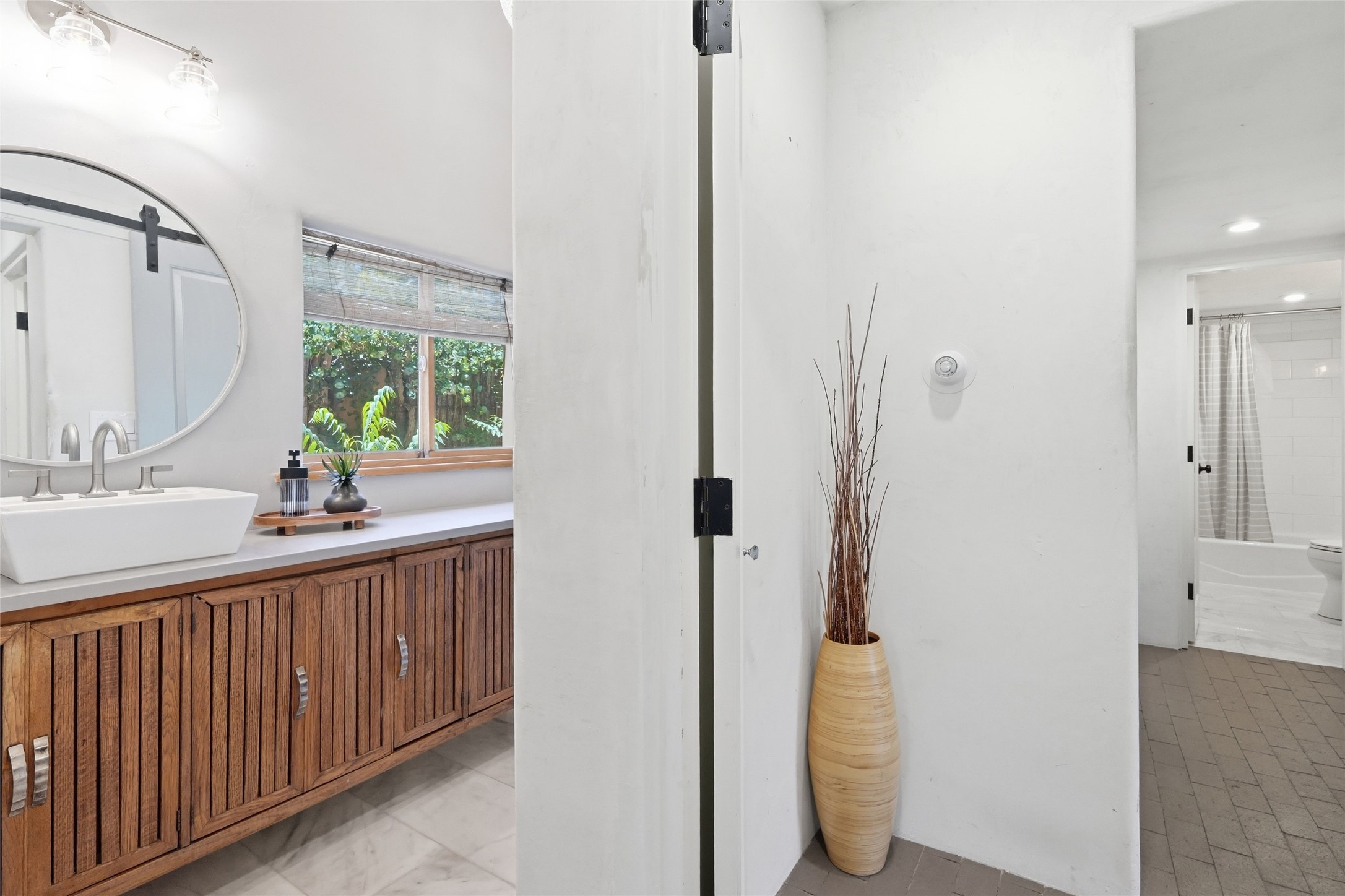  814 Dunlap Street - 物件實景