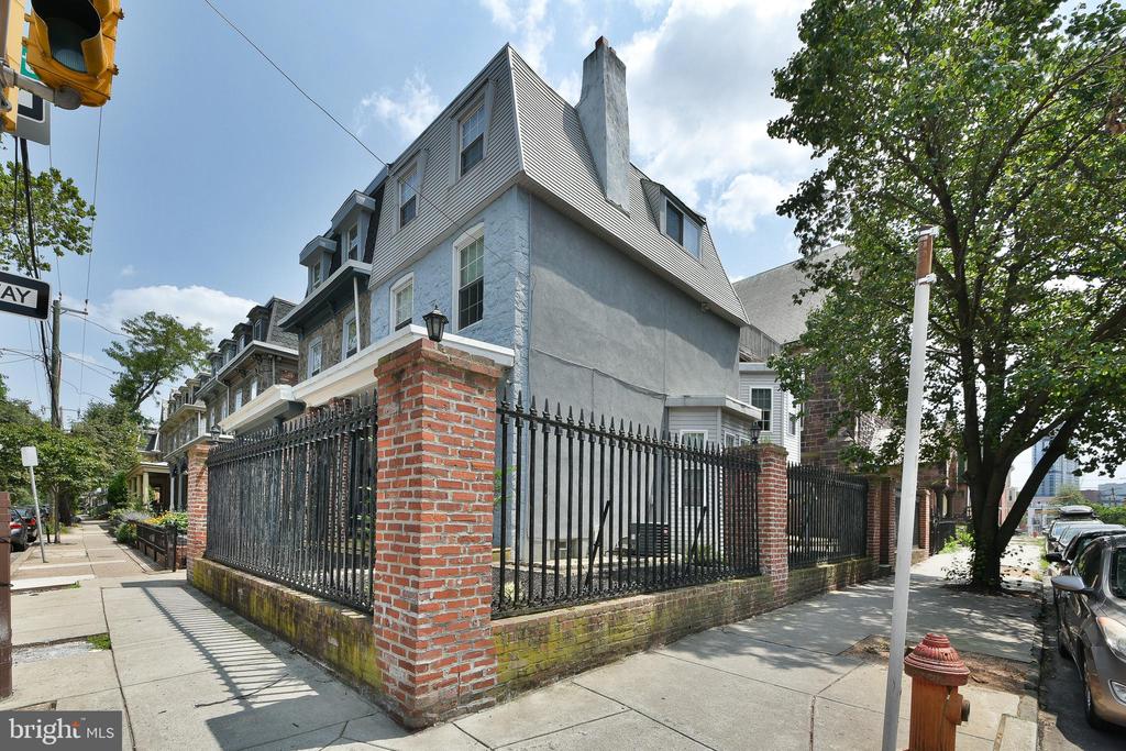 Philadelphia, Pennsylvania, 19104, United States, 3 Bedrooms Bedrooms, ,4 BathroomsBathrooms,Residential,For Sale,1905918