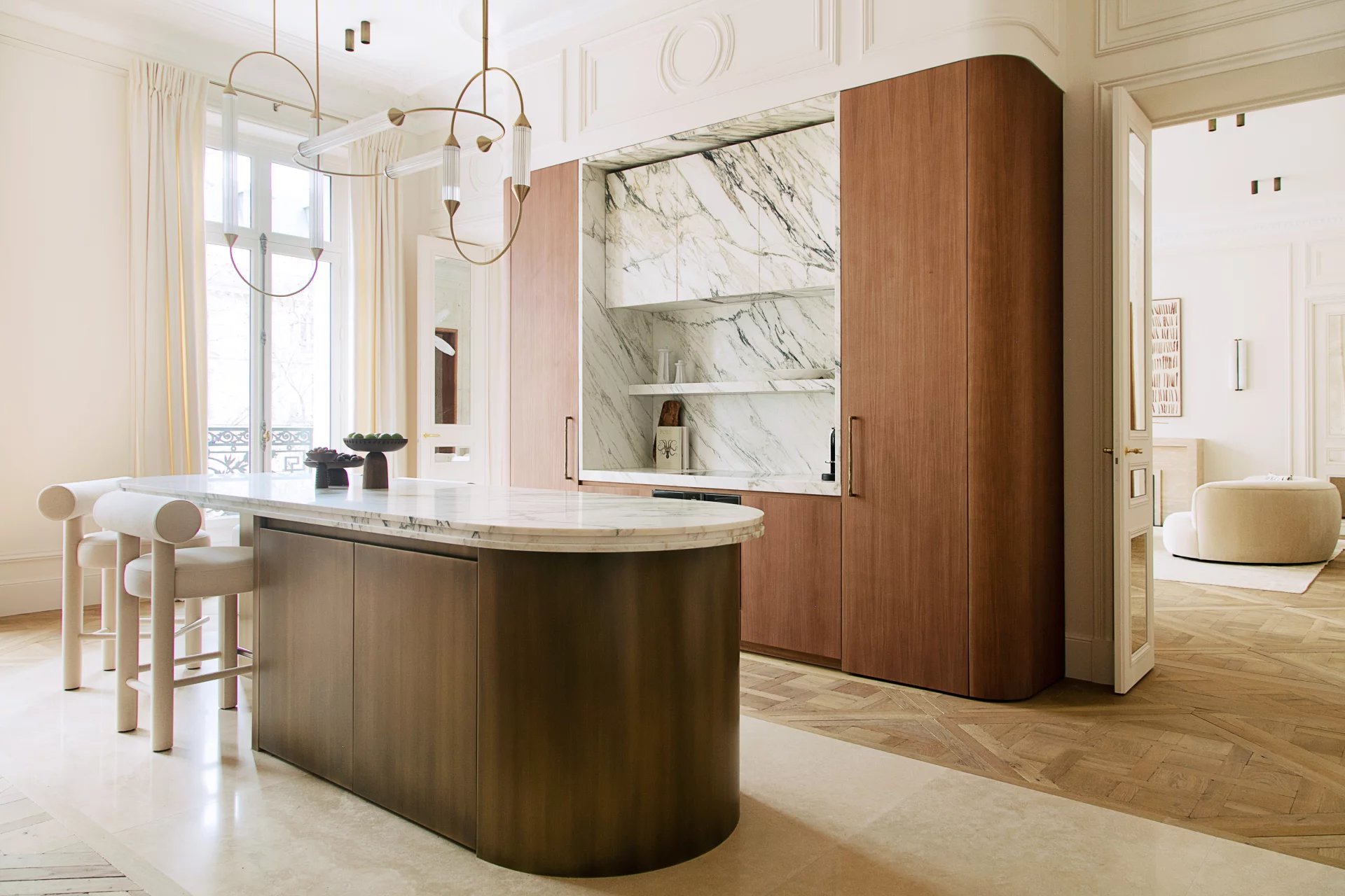 Paris 8th, Île-de-France, 75008, FR, 3 Bedrooms Bedrooms, ,3 BathroomsBathrooms,Residential,For Sale,1491414