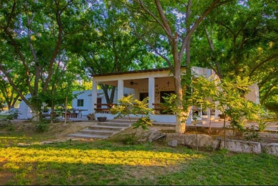 Parras, Coahuila de Zaragoza, 27980, Mexico, 4 Bedrooms Bedrooms, ,6 BathroomsBathrooms,Residential,For Sale,1695976