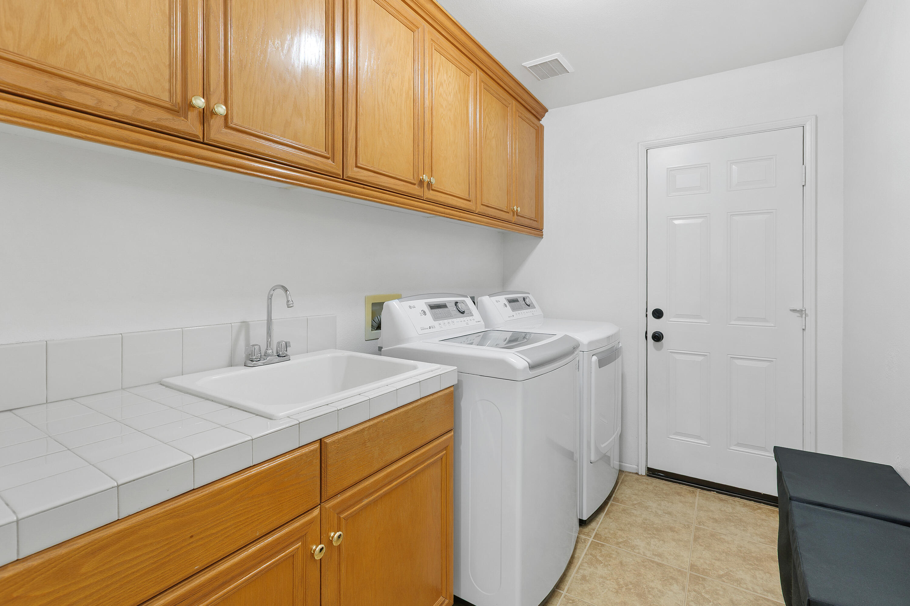 La Quinta, California, 92253, United States, 4 Bedrooms Bedrooms, ,2 BathroomsBathrooms,Residential,For Sale,2003010