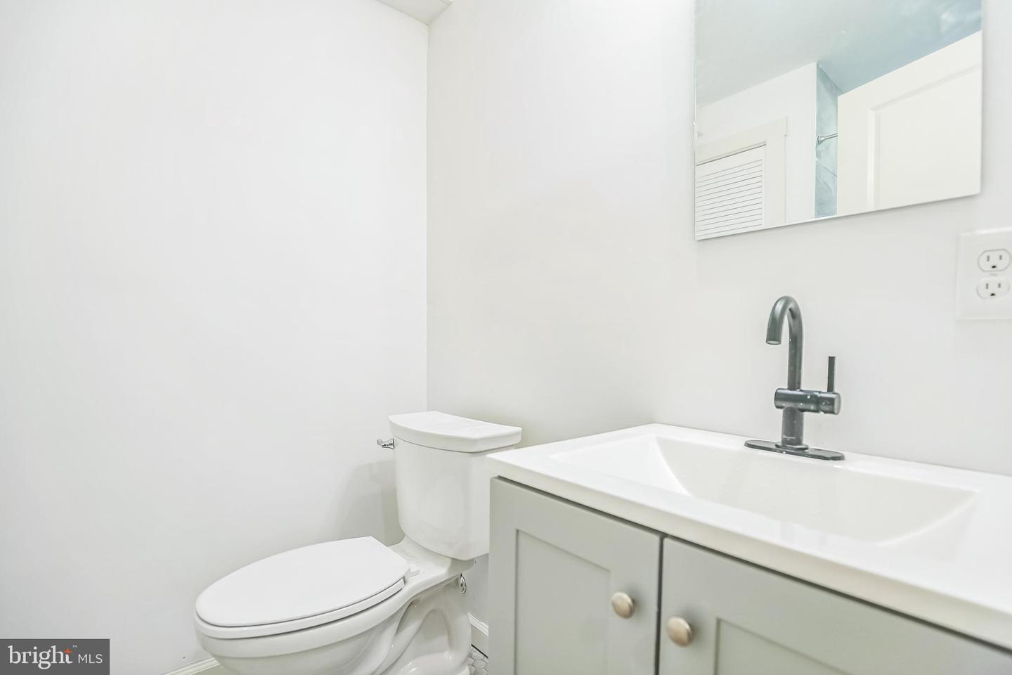 Collingswood, New Jersey, 08107, United States, 3 Bedrooms Bedrooms, ,4 BathroomsBathrooms,Residential,For Sale,1984661