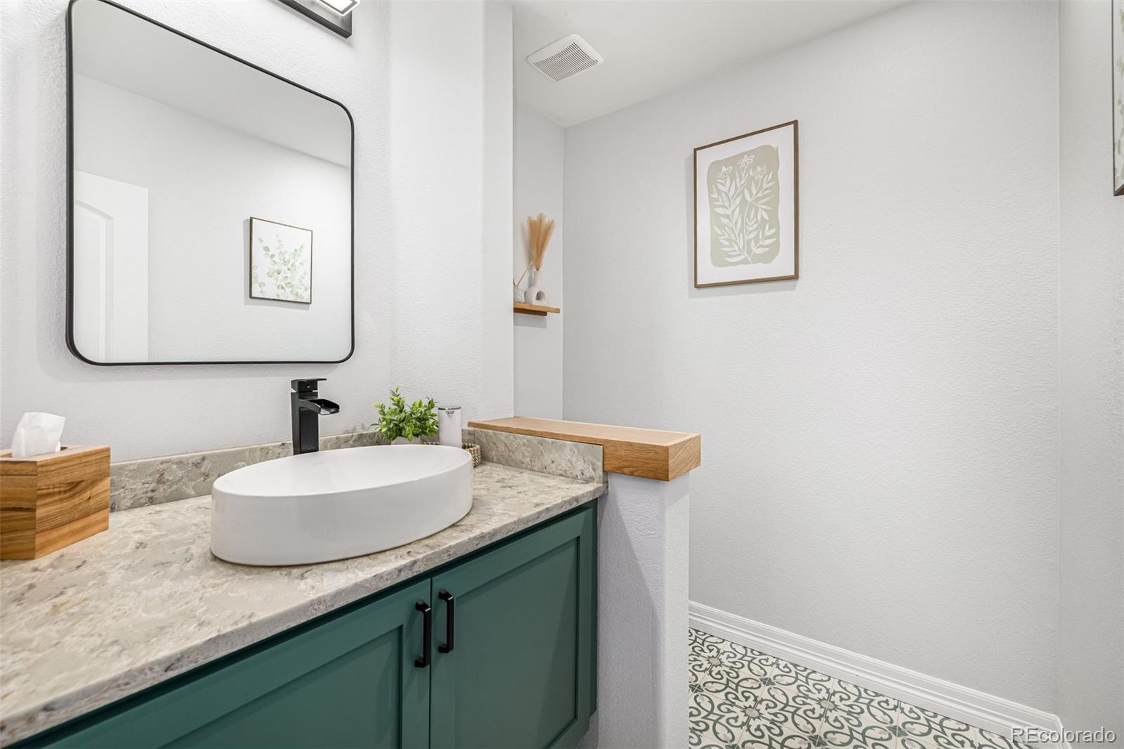 Lone Tree, Colorado, 80124, United States, 6 Bedrooms Bedrooms, ,8 BathroomsBathrooms,Residential,For Sale,1977515