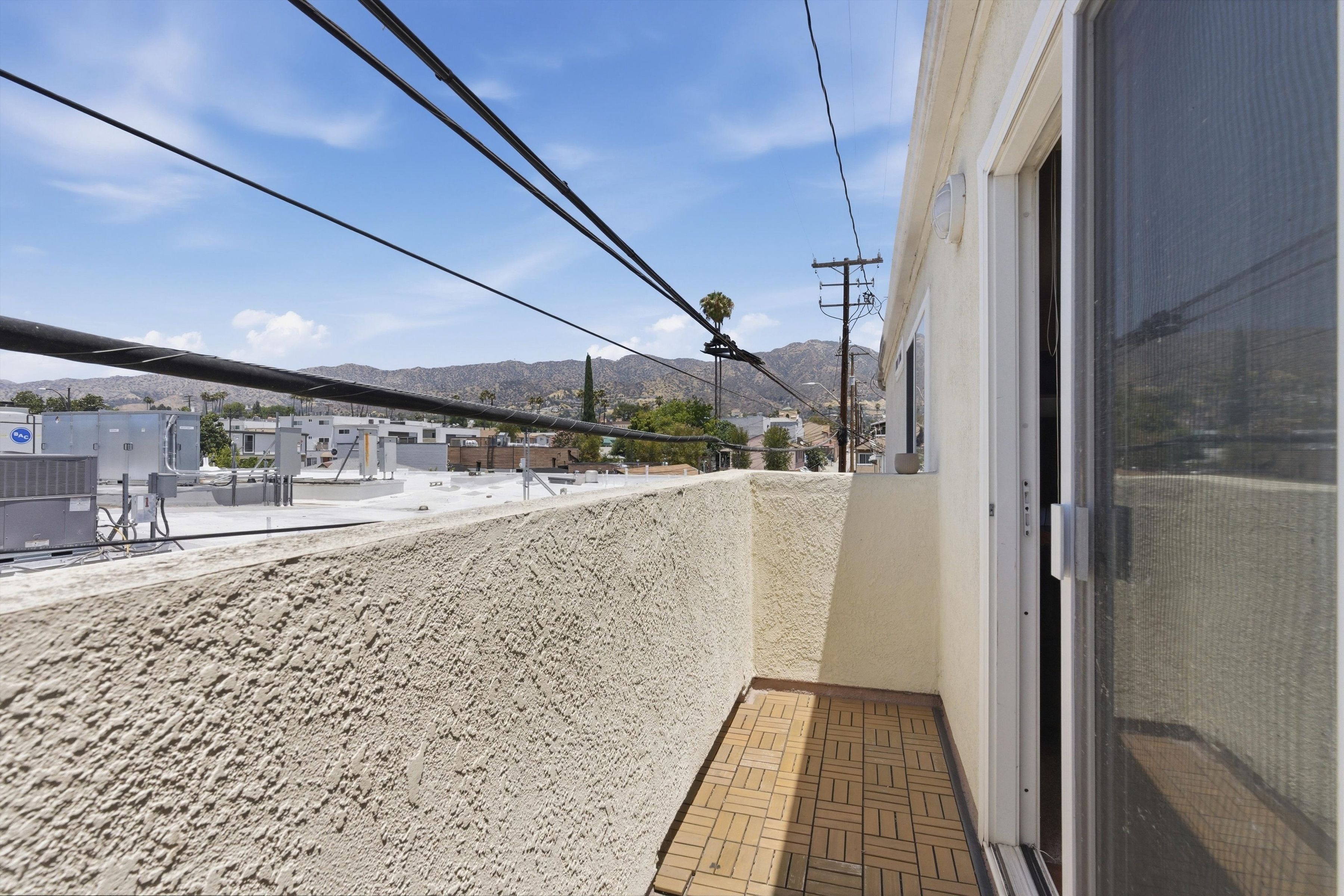  1015 East Spazier Avenue, Unit 205 - 物件實景