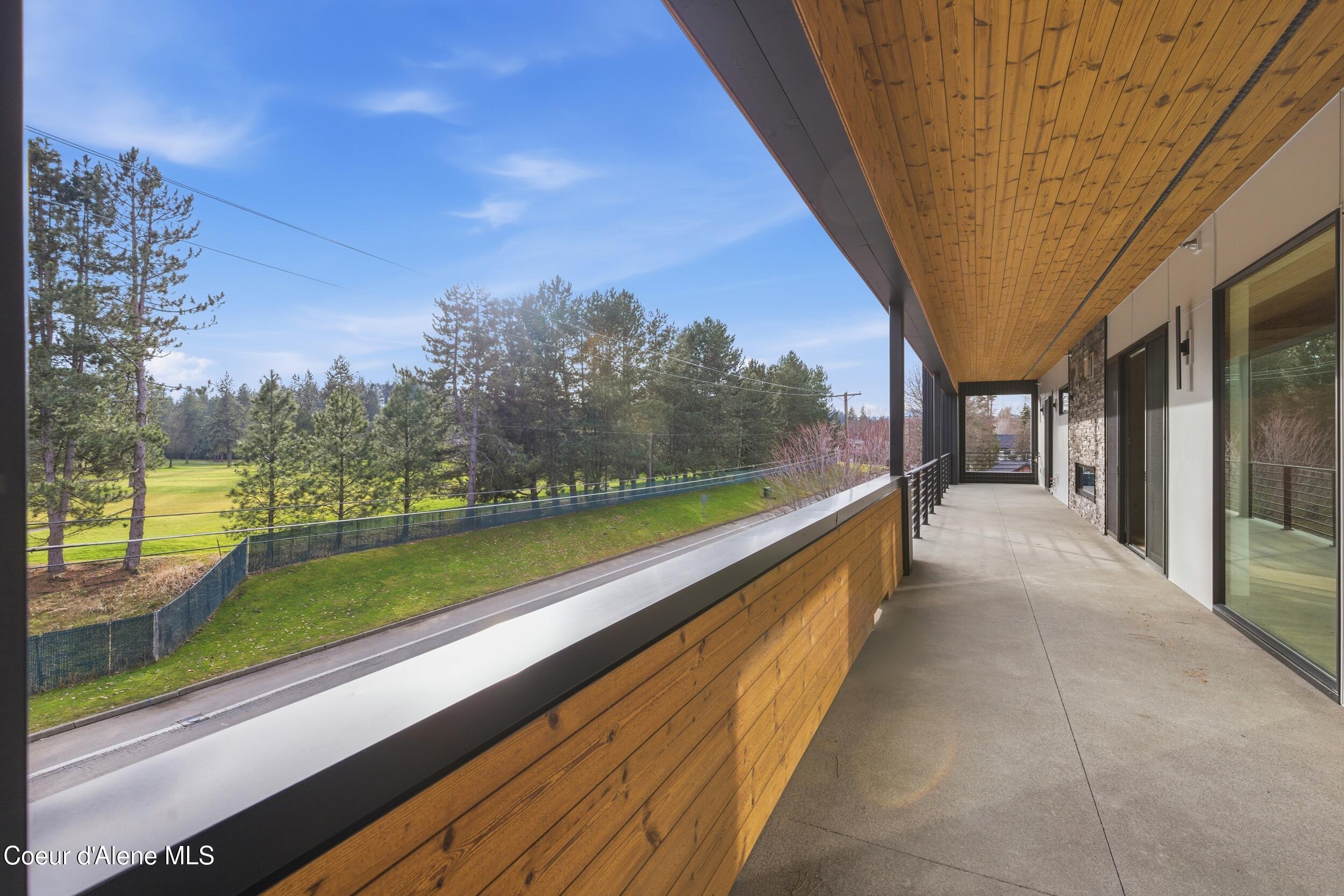 Coeur d'Alene, Idaho, 83814, United States, 3 Bedrooms Bedrooms, ,4 BathroomsBathrooms,Residential,For Sale,2018272