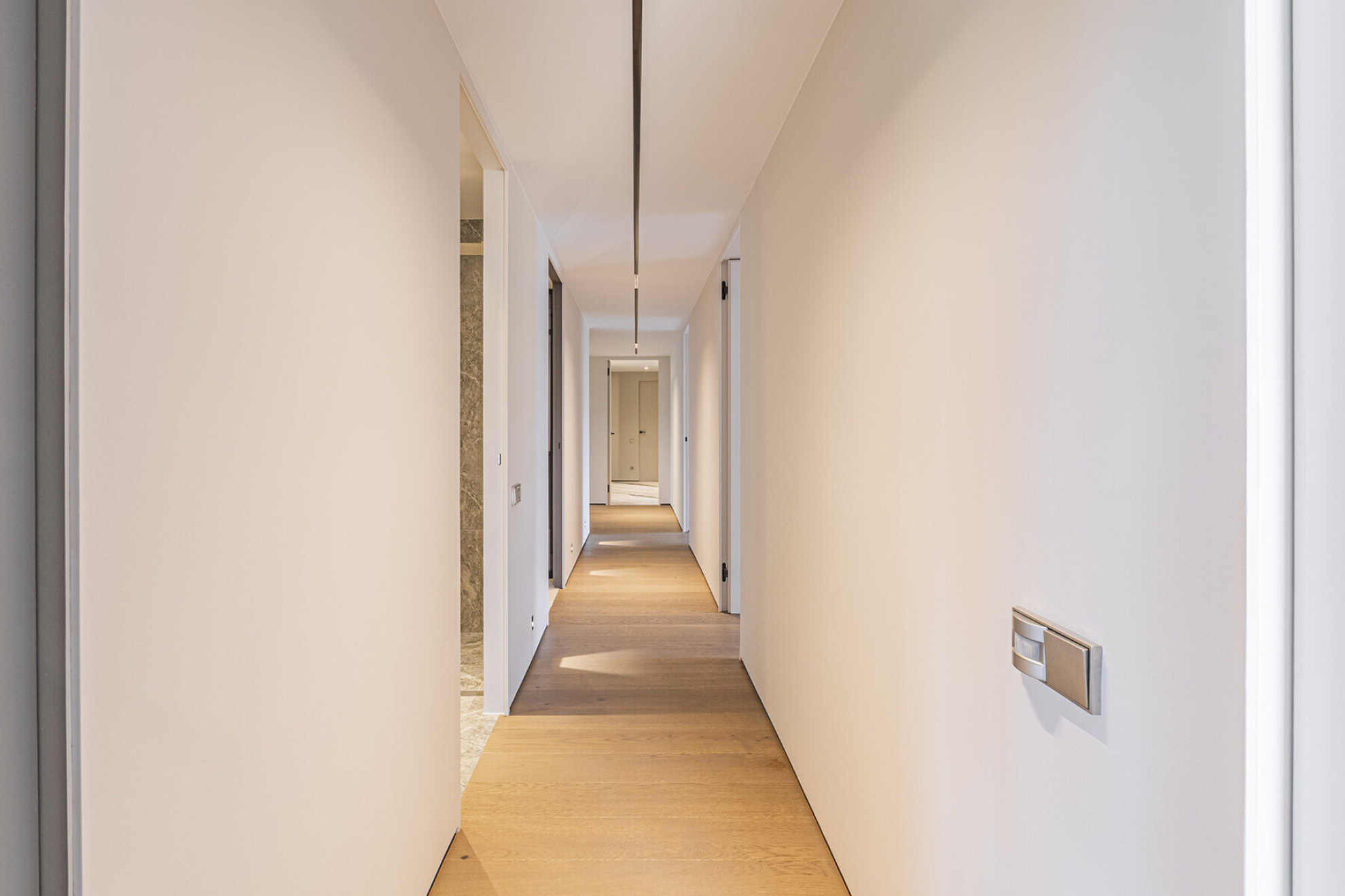  Luxurious Six-Bedroom Apartment in Exclusive Pedralbes Building - 物件實景