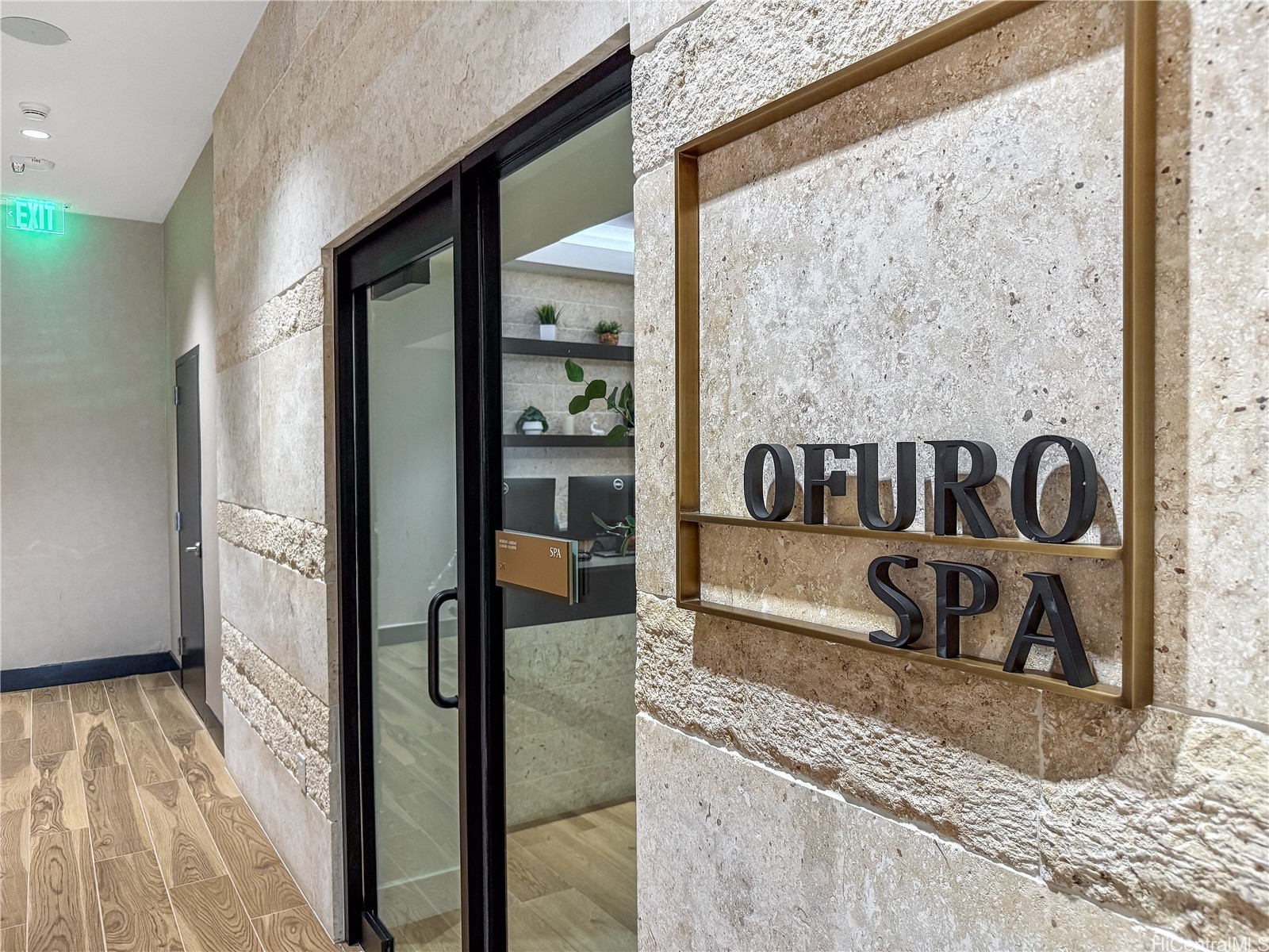 Honolulu, Hawaii, 96814, United States, 2 Bedrooms Bedrooms, ,2 BathroomsBathrooms,Residential,For Sale,1999613