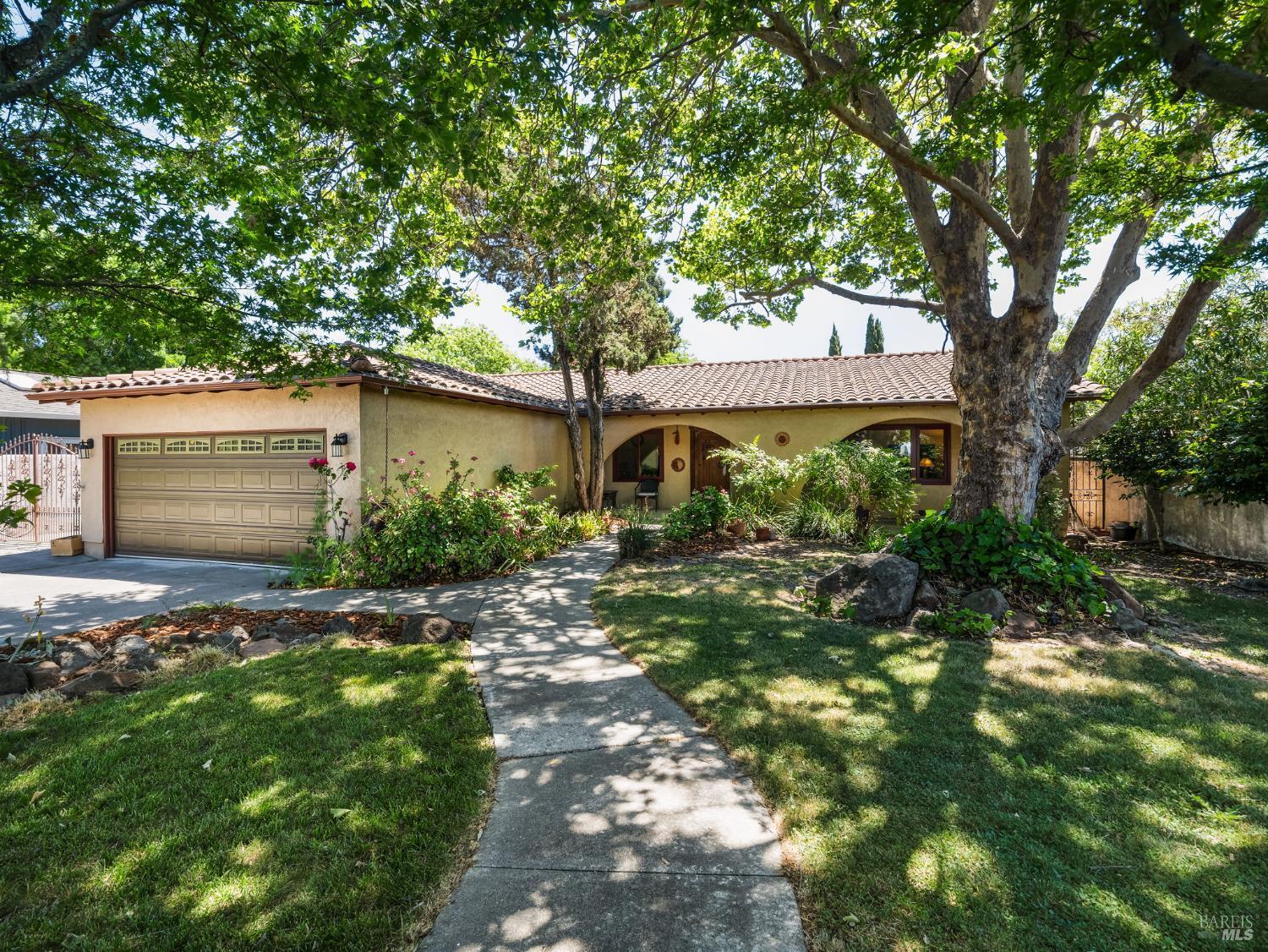 Napa, California, 94558, United States, 3 Bedrooms Bedrooms, ,2 BathroomsBathrooms,Residential,For Sale,1837872
